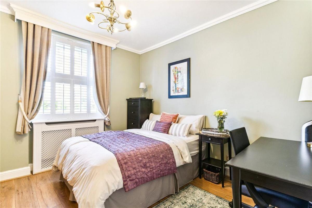 Apartment Homely 2 Levels Flat W Private Garden *