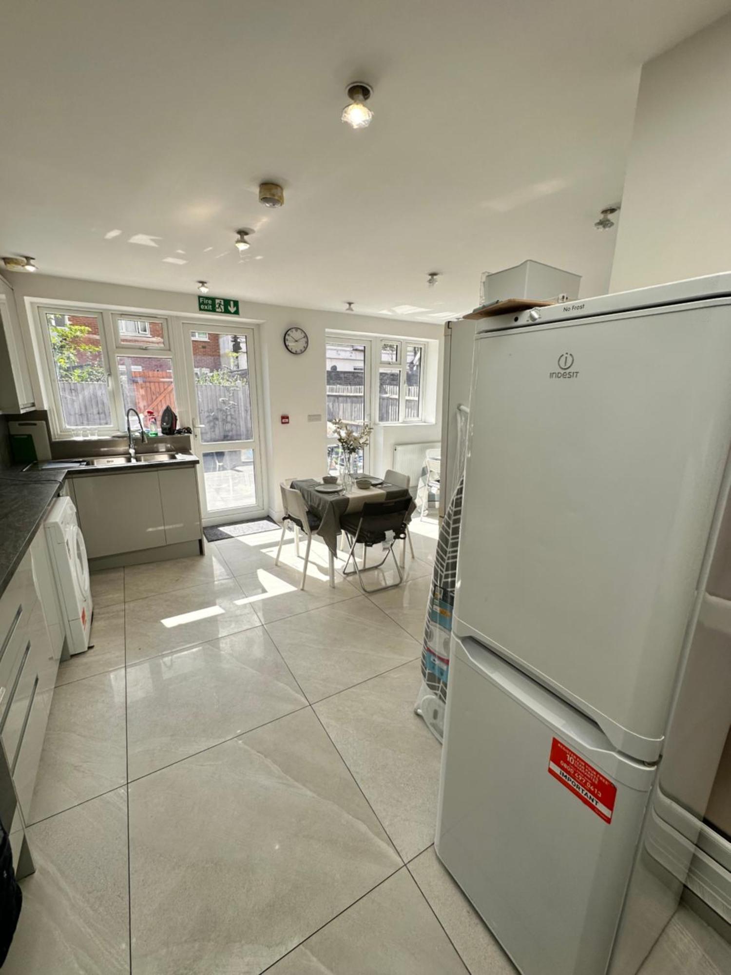 Double And Single In Bromley By Bow * London