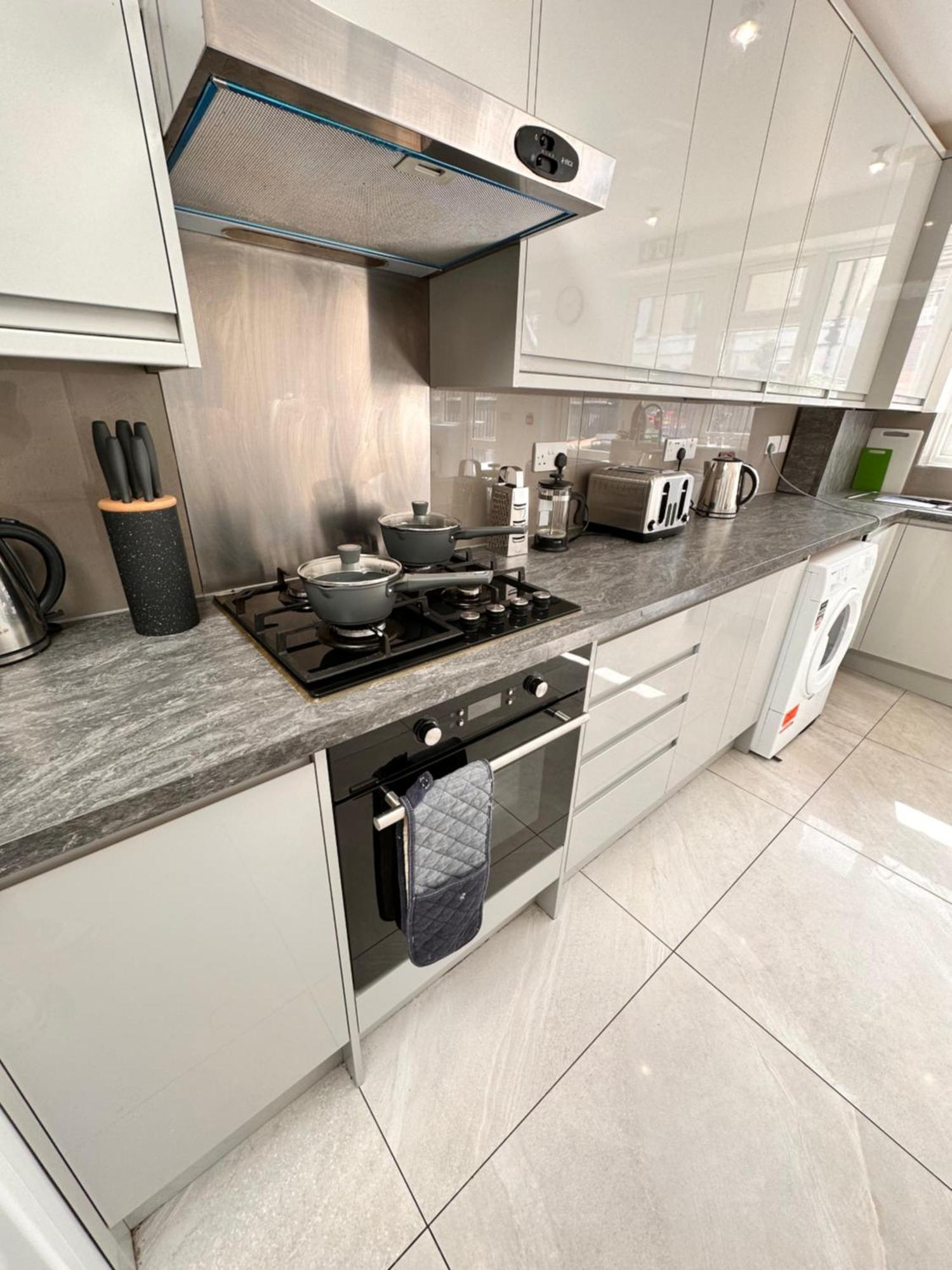 Double And Single In Bromley By Bow Guest house