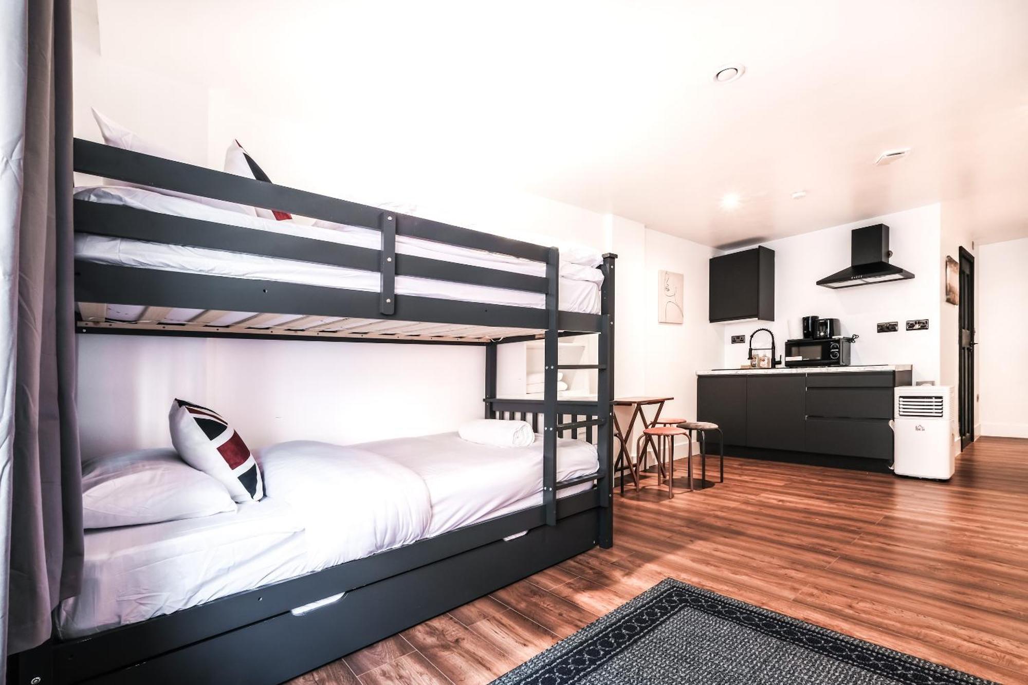 Appartement Spacious In Piccadilly Sleep 6 Vrb Londen
