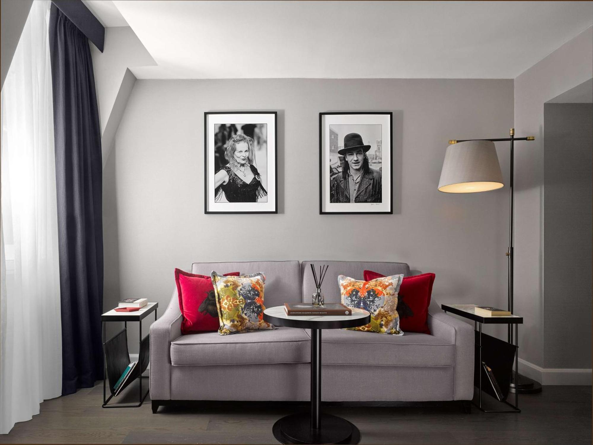 The Trafalgar St. James, Curio Collection By Hilton 5*