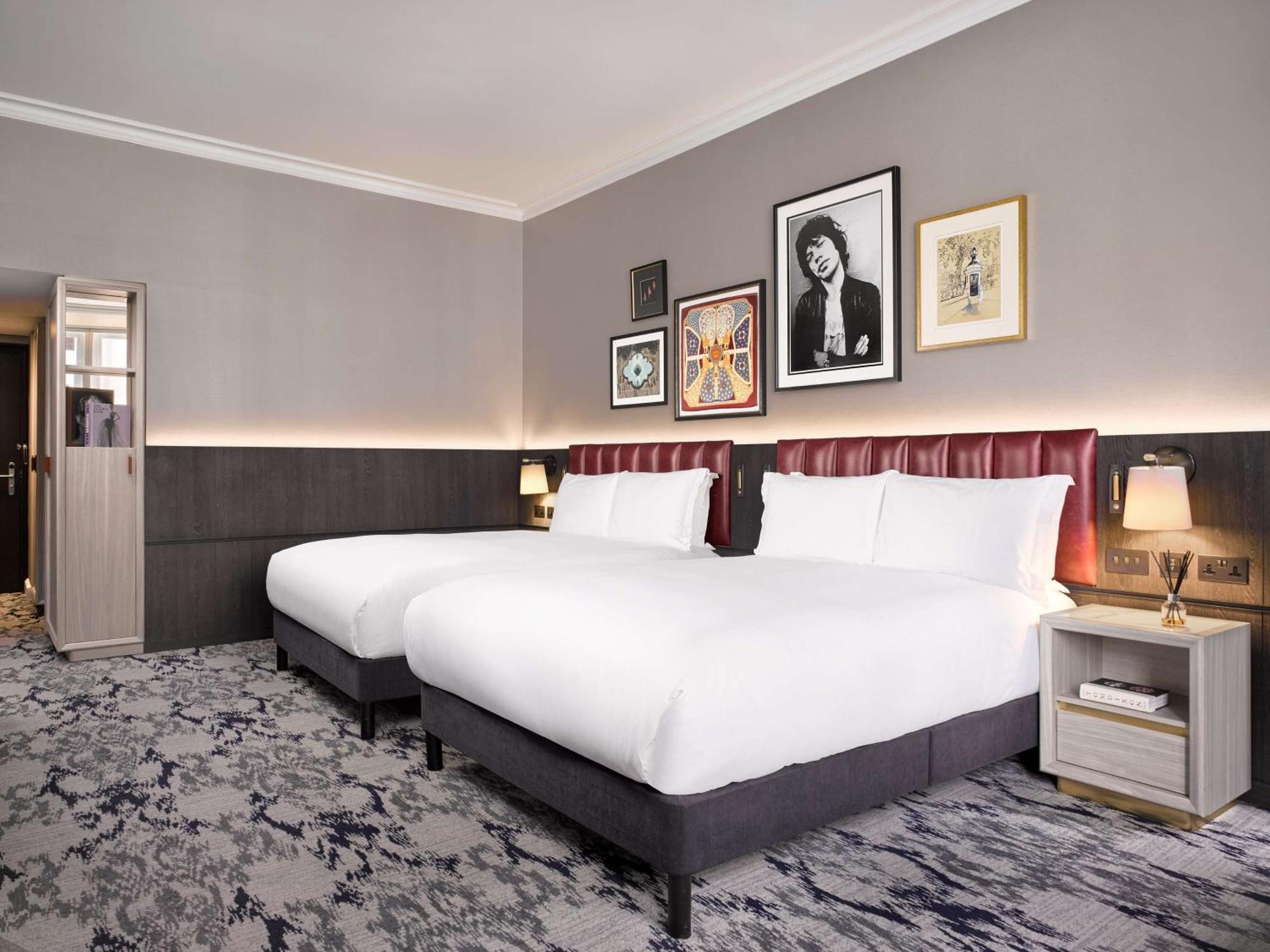 The Trafalgar St. James, Curio Collection By Hilton 5*