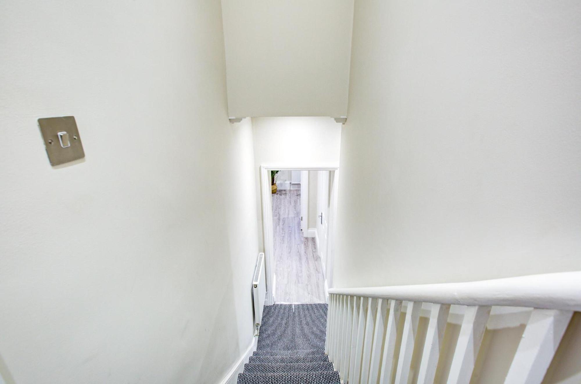 Hybrid Resi - Battersea Near Power Station