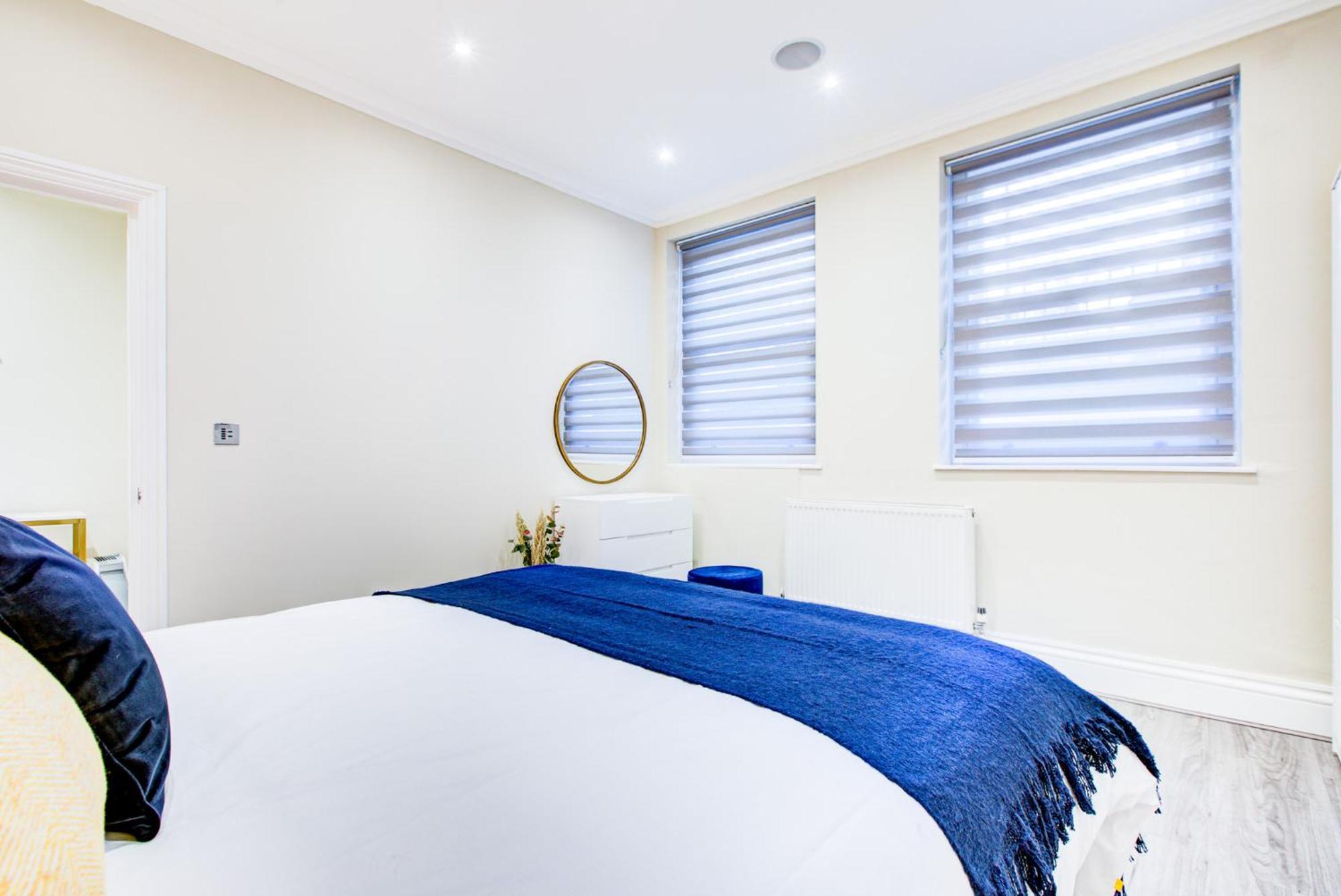 Hybrid Resi - Battersea Near Power Station *