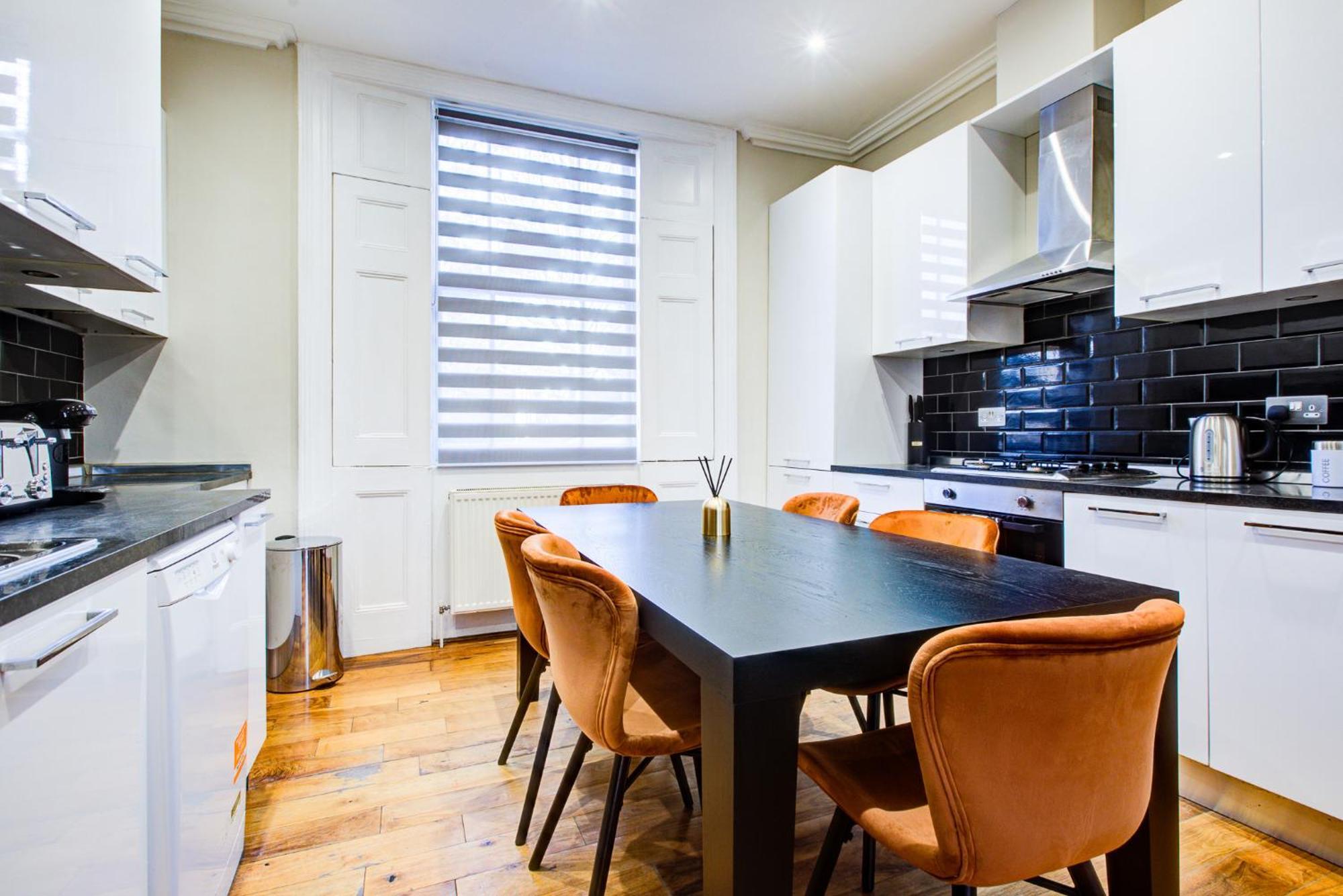 Hybrid Resi - Battersea Near Power Station * Londen