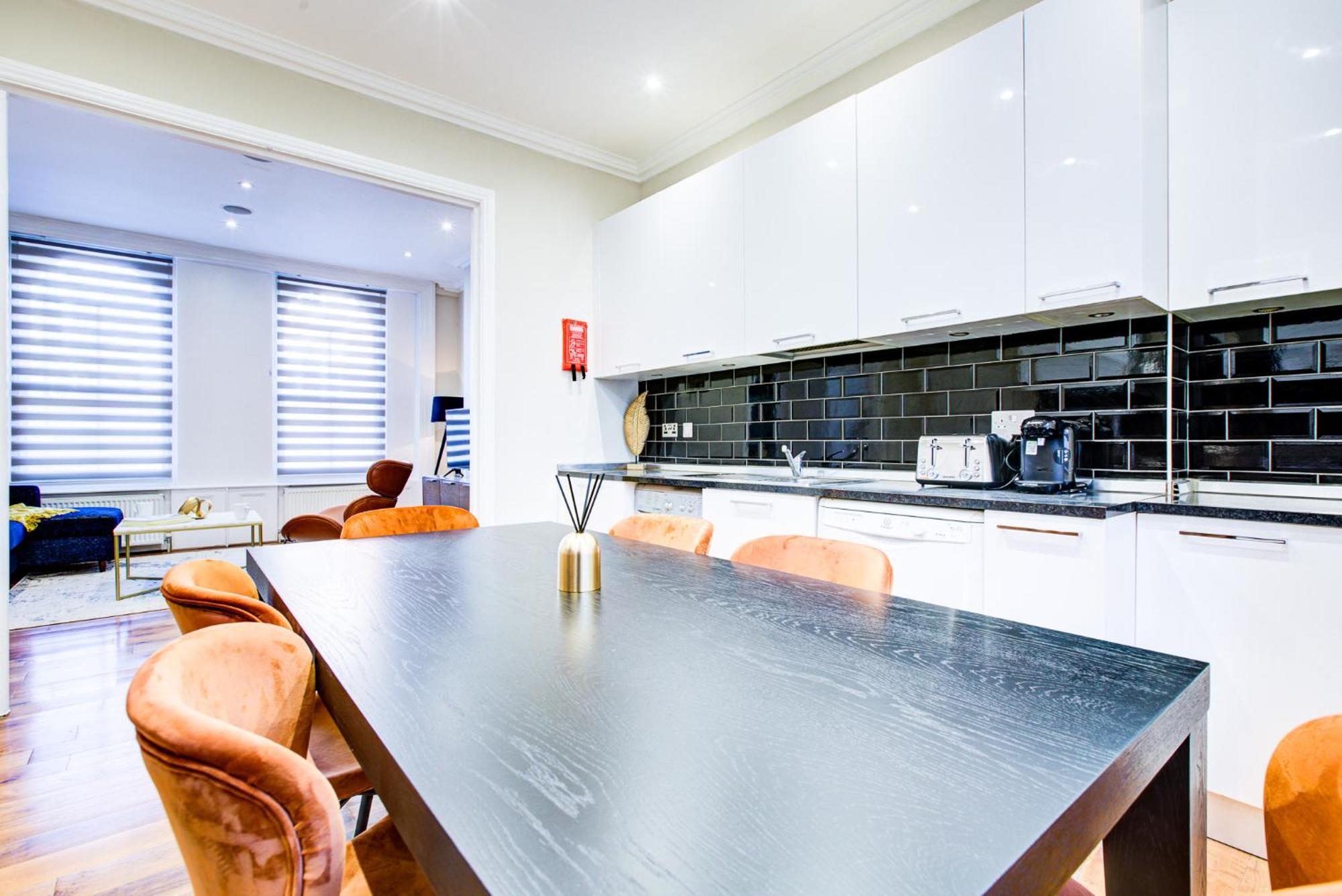Appartement Hybrid Resi - Battersea Near Power Station Londen