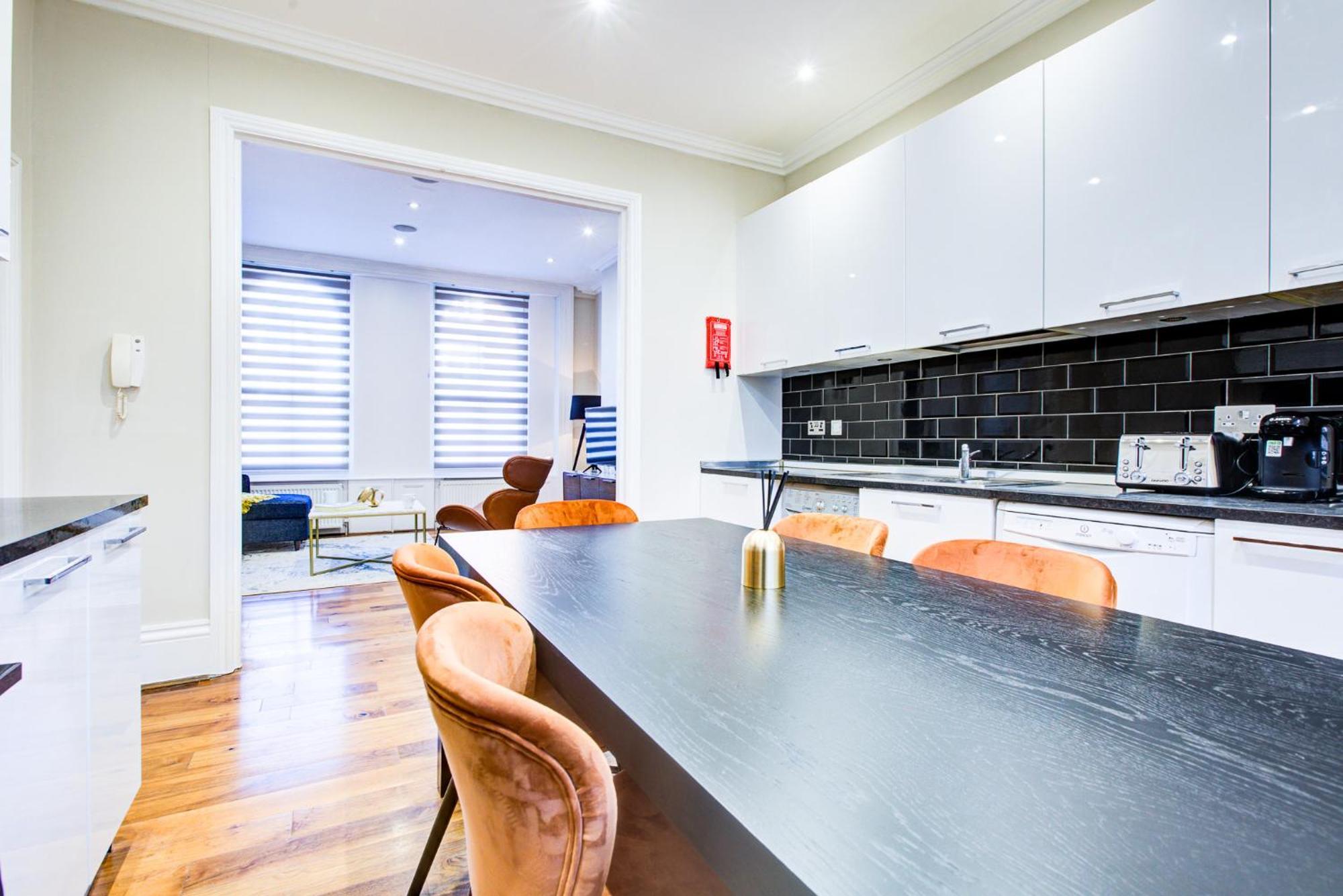 Hybrid Resi - Battersea Near Power Station * Londen