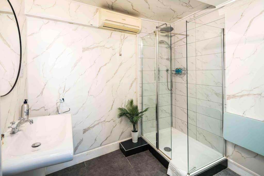 Apartamento Harrods 4br 6bed House Ac