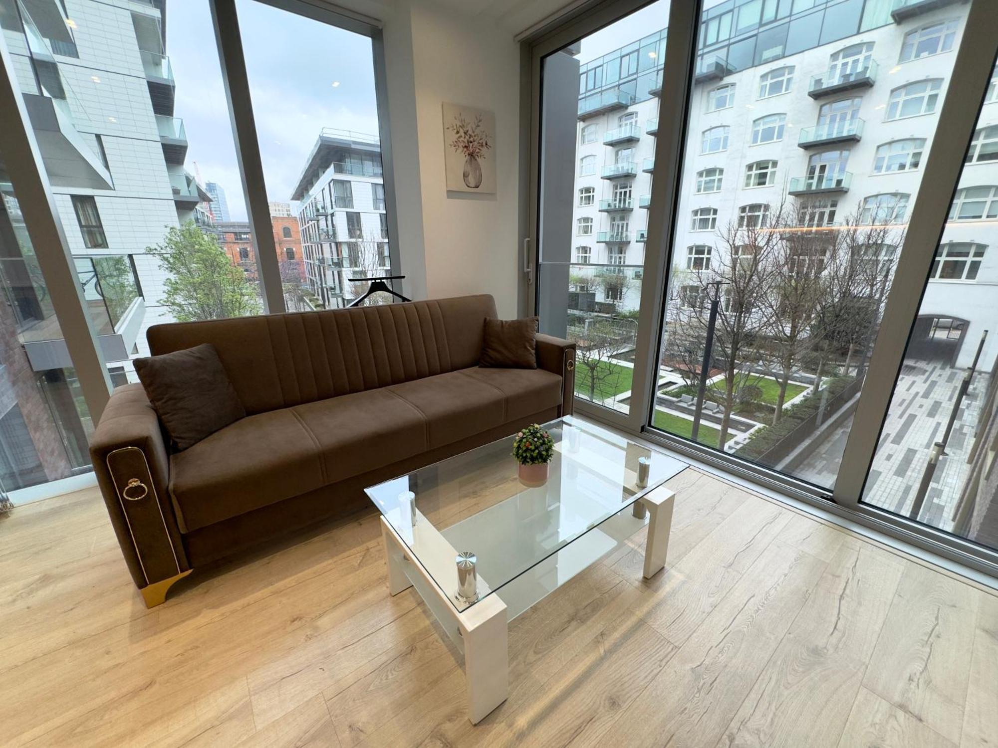 Tower Bridge, Luxury Flat With Beautiful Garden Views * Londen