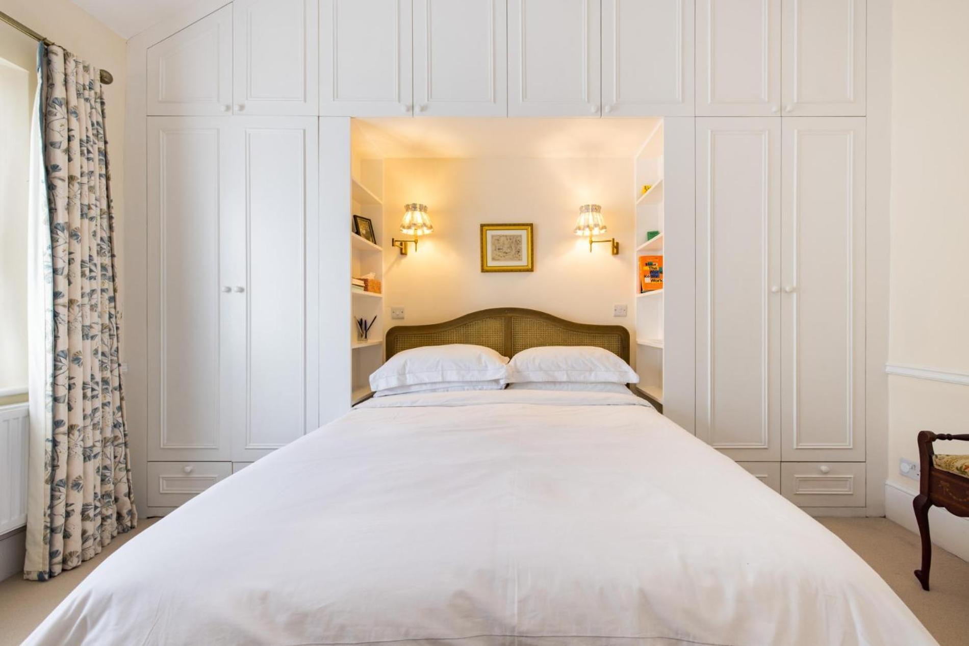 Traditional Treasure - 3 Bedroom By Hyde Park Apartment London