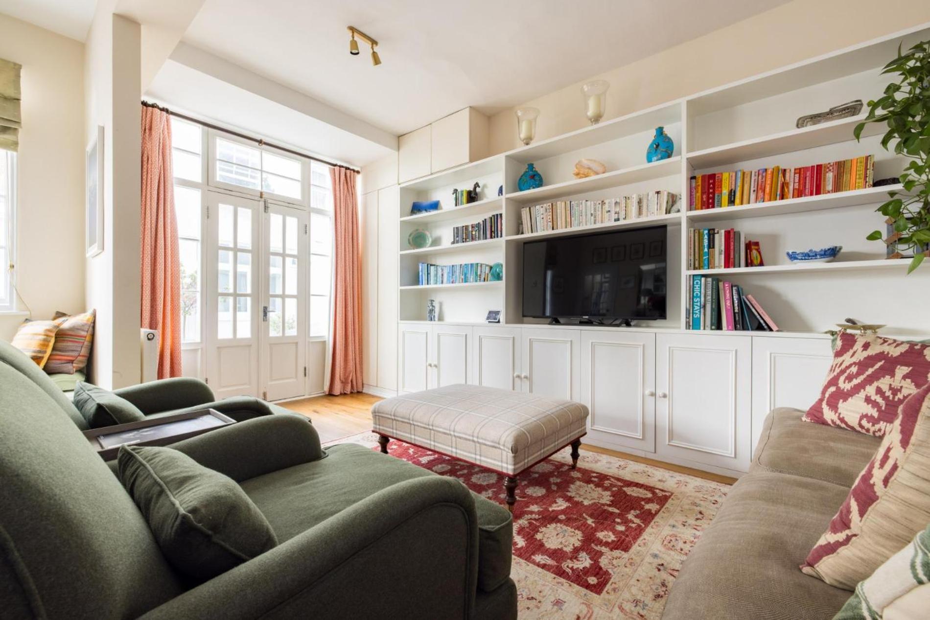 Traditional Treasure - 3 Bedroom By Hyde Park *