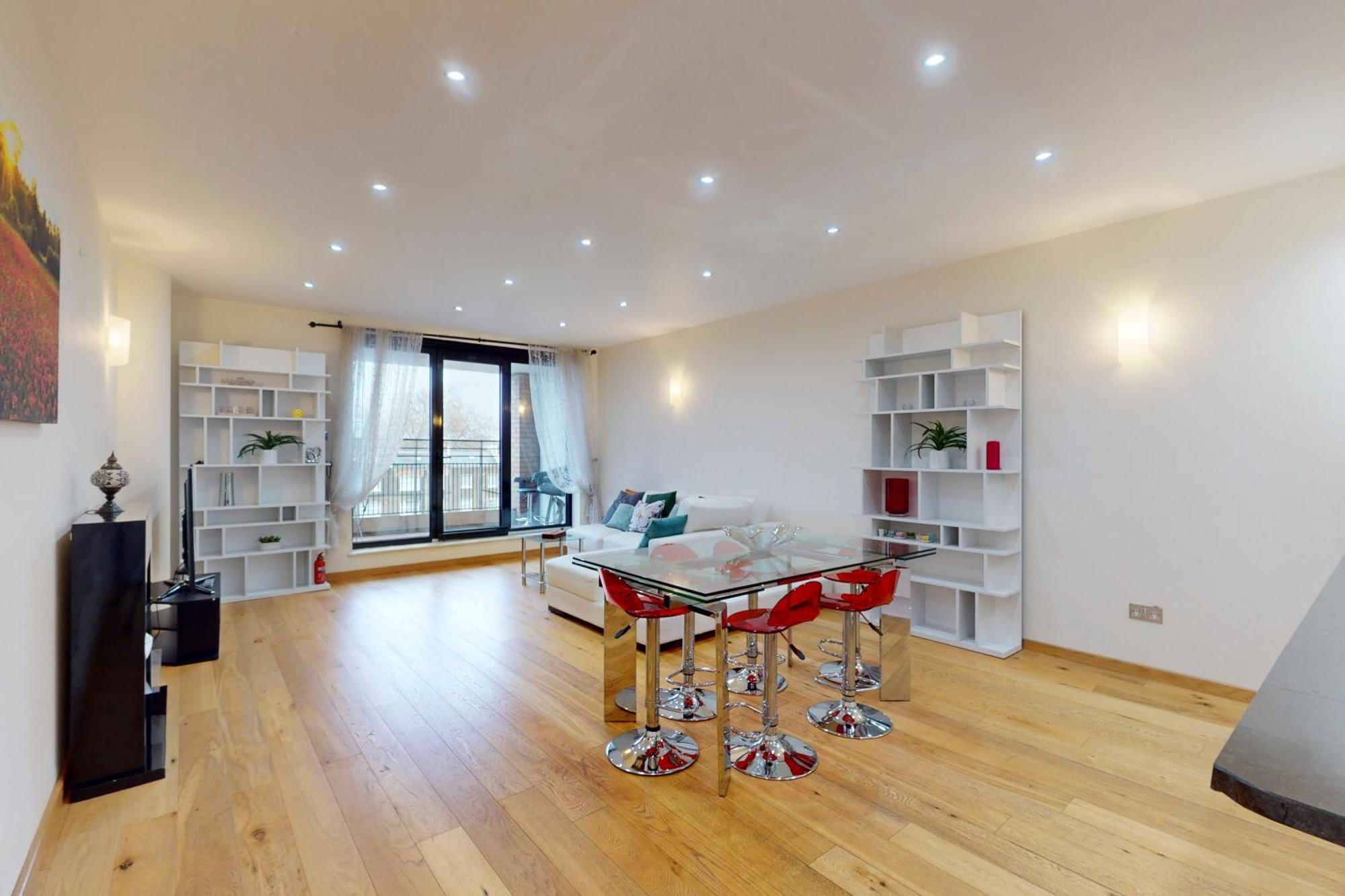 Beautiful 2bed With Lift In Kensington Apartment *