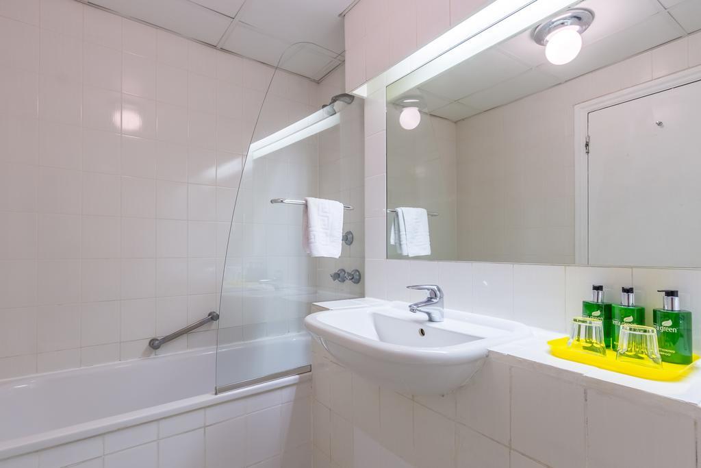 La Reserve Hotel