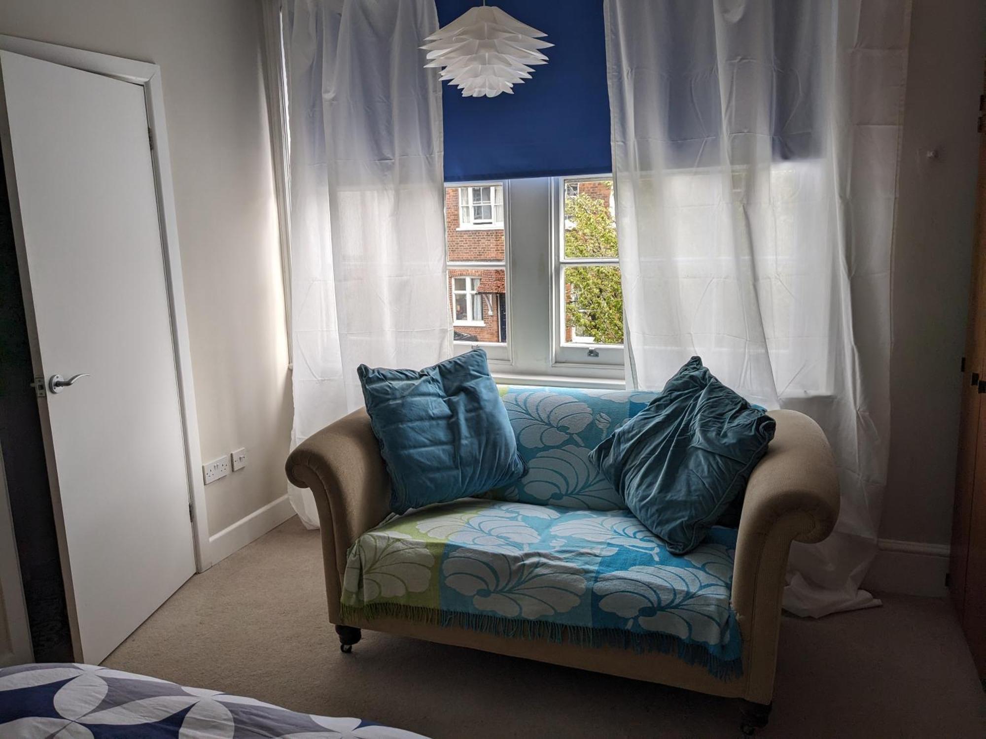 No 25 Comfort And Convenience Ensuite W7 * London