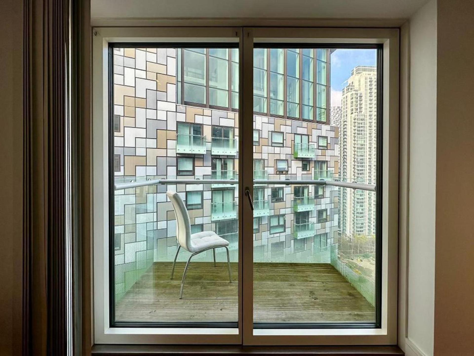 W Balcony In Canary Wharf Appartement Londen