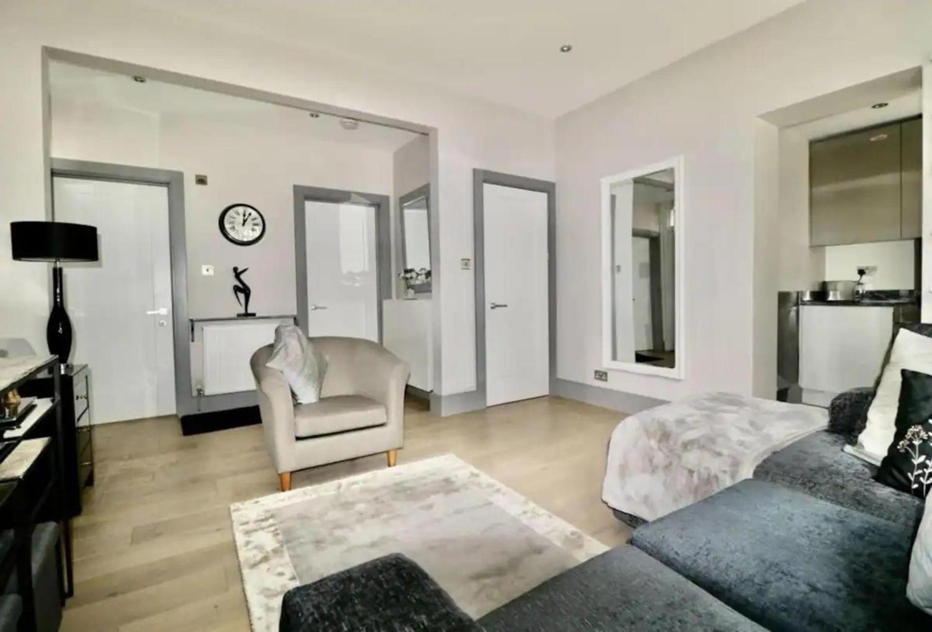 Private 1-bed In Appartement Londen