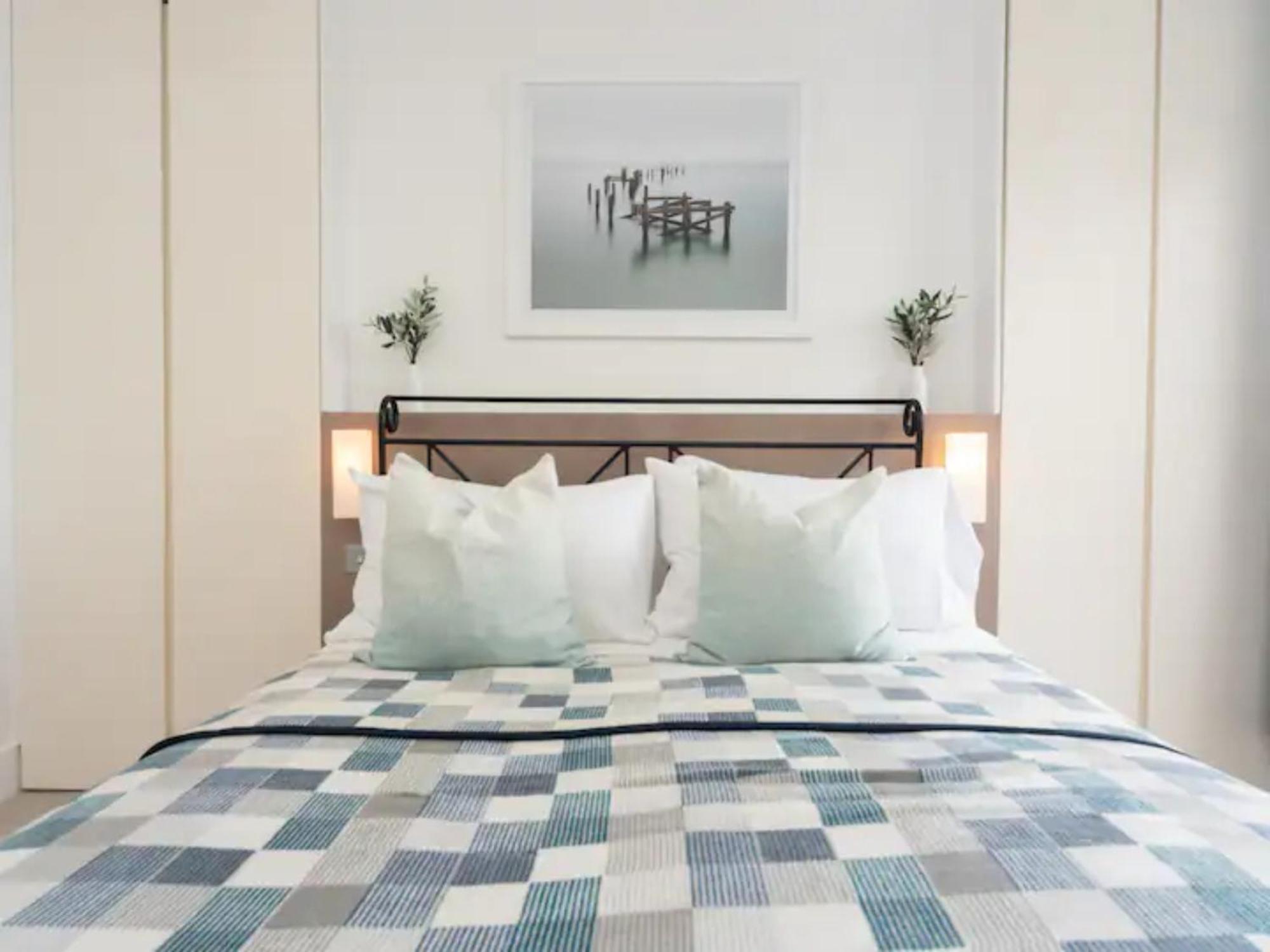 Pass The Keys Stylish 3-bed Duplex Near Notting Hill Apartment London