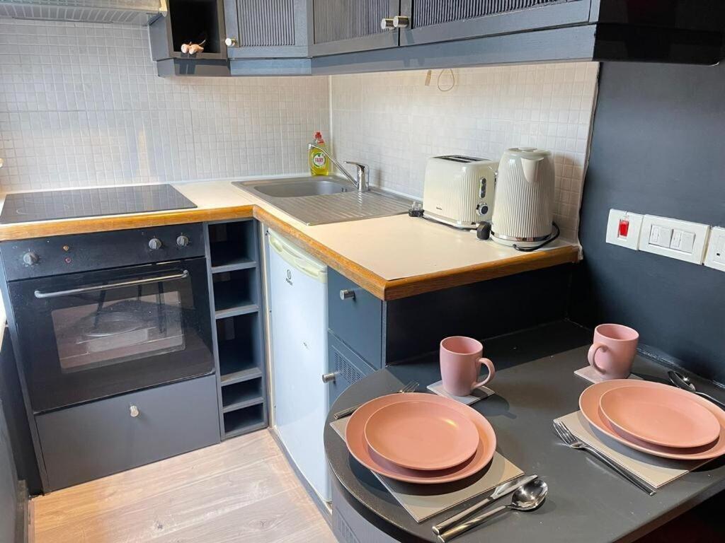 Portobello Road Artistic 'budget' Apartamento