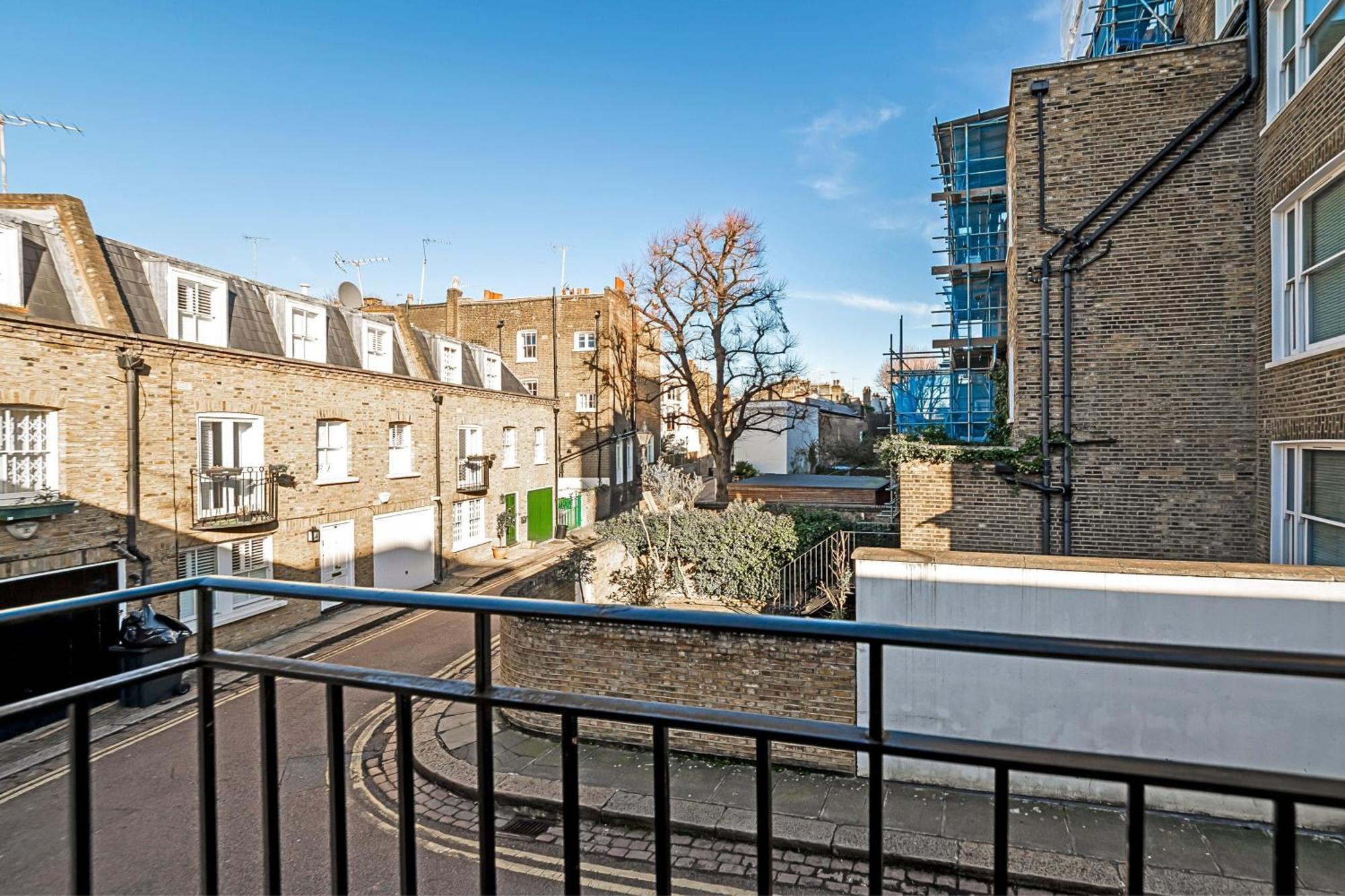 Kensington Oasis: Private House Near Attractions Holiday home London