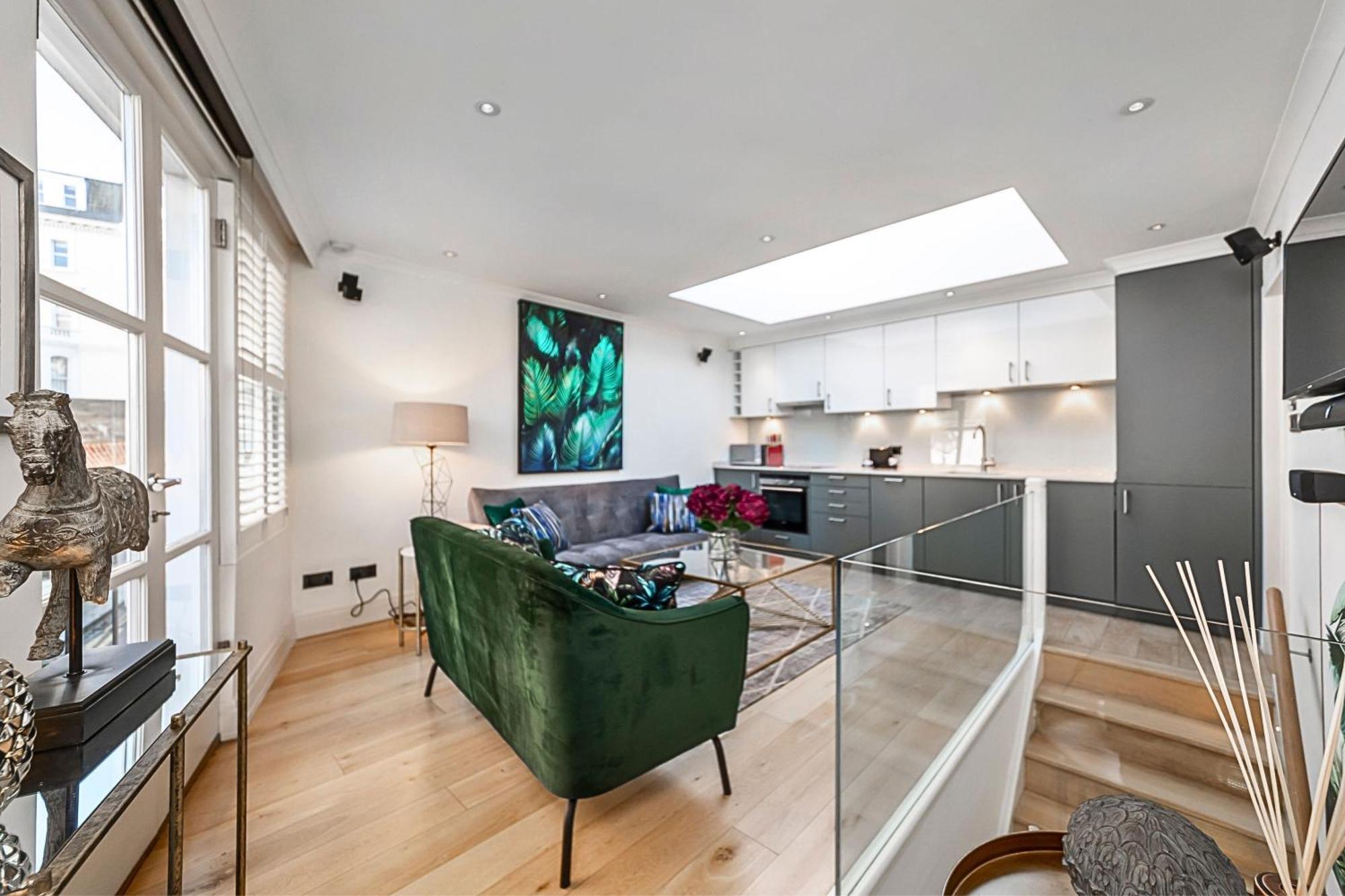 Kensington Oasis: Private House Near Attractions