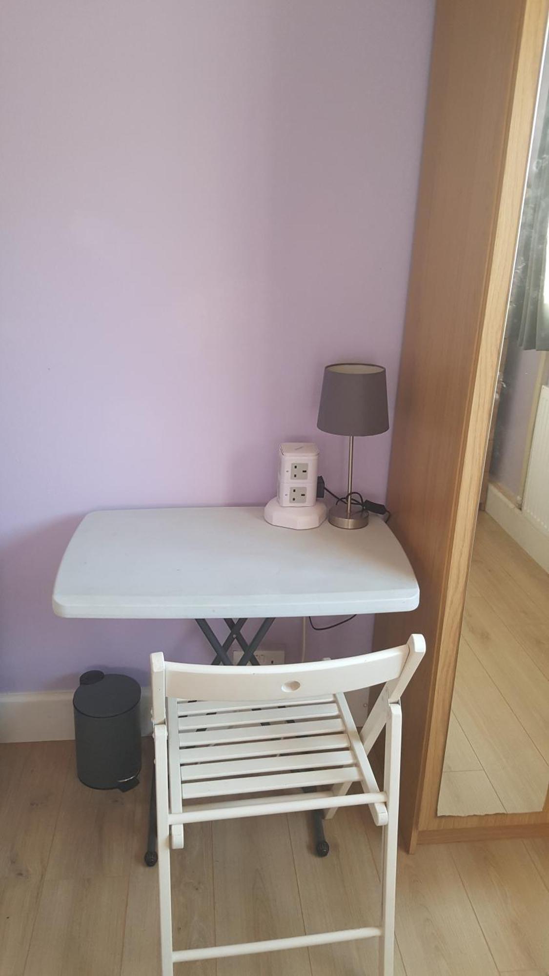Sunny Single In Tooting Homestay