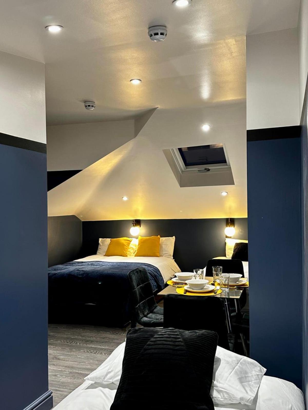 39 Blue House Luxury Ensuite Ideal For Tourists Gasthuis