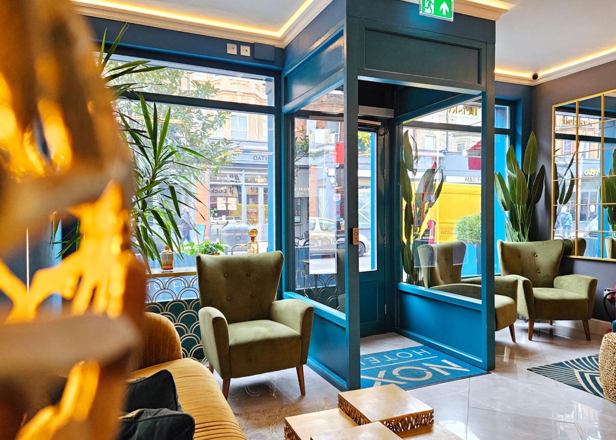 Apartahotel Nox Hyde Park 4*