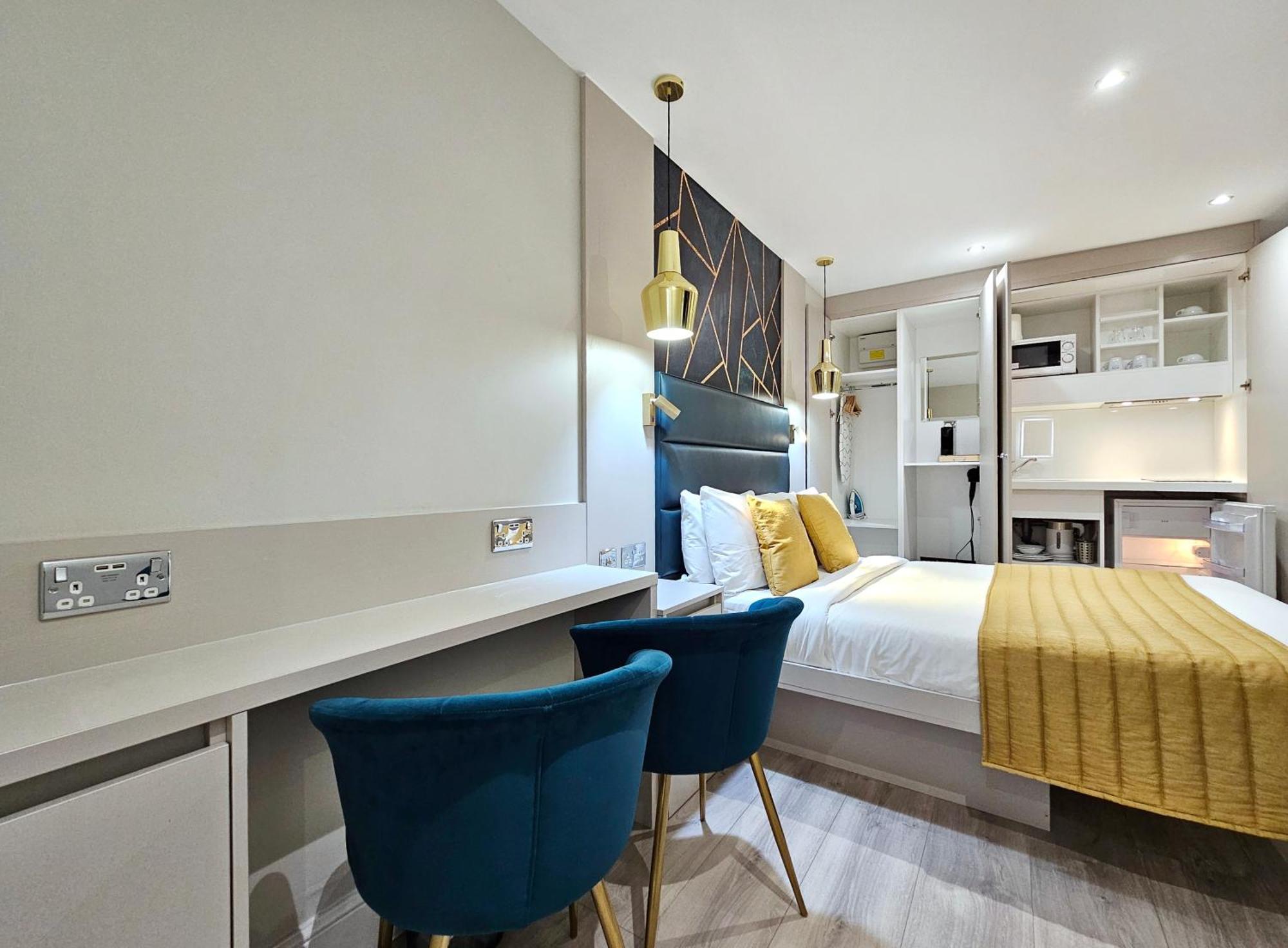 Apartahotel Nox Hyde Park 4*