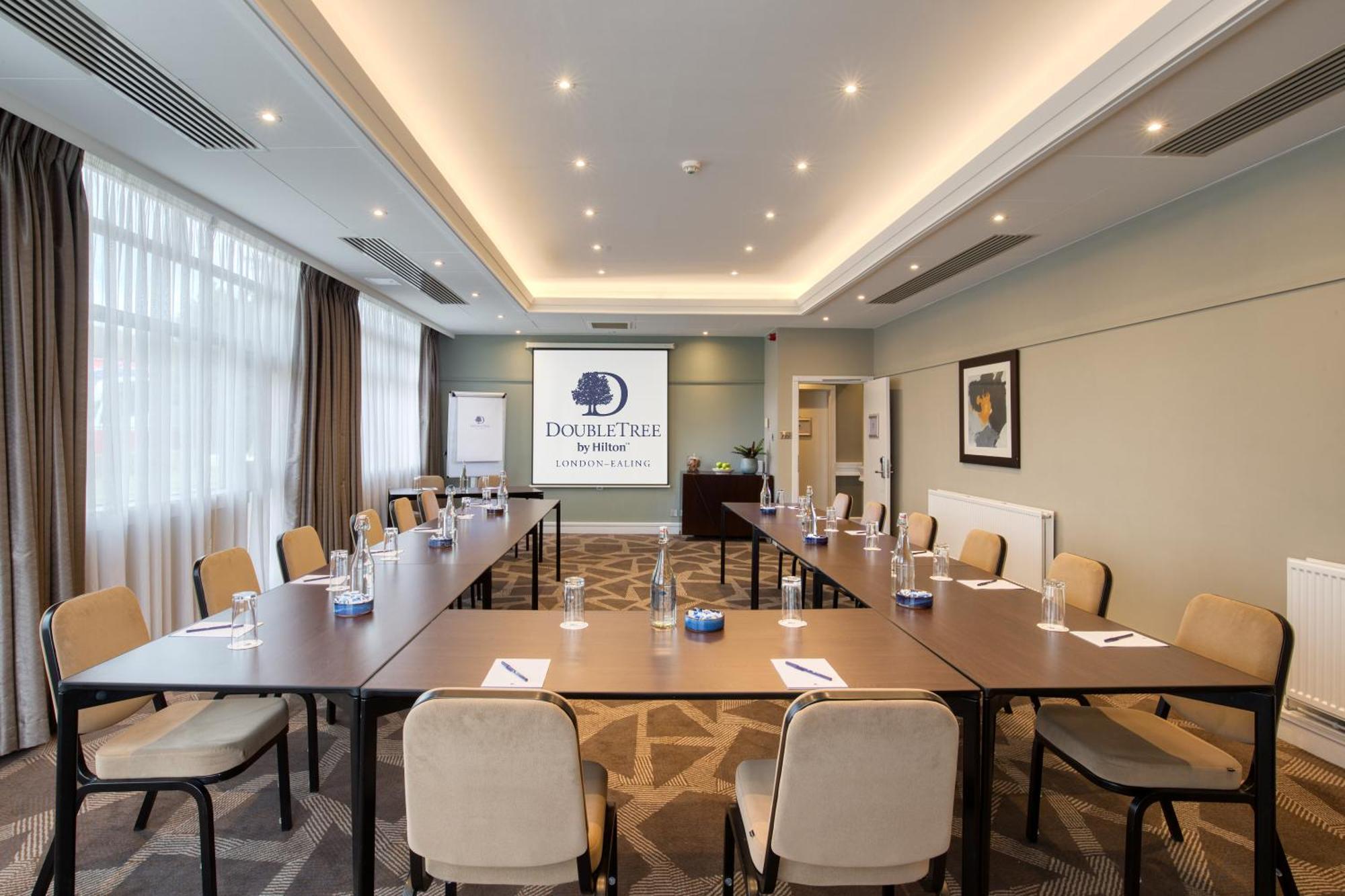 Hotel Doubletree By Hilton Ealing Londres