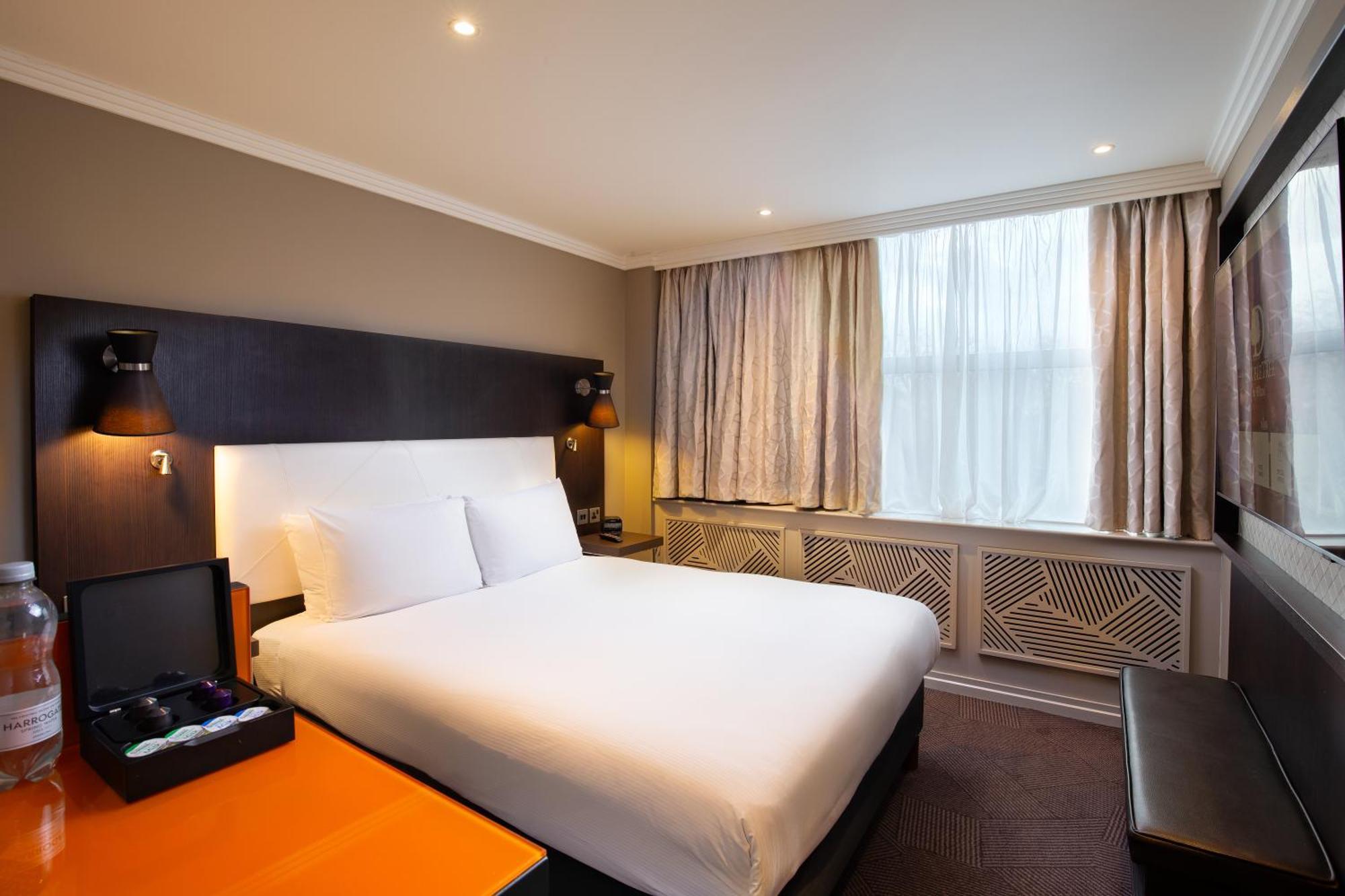 Hotel Doubletree By Hilton Ealing Londres
