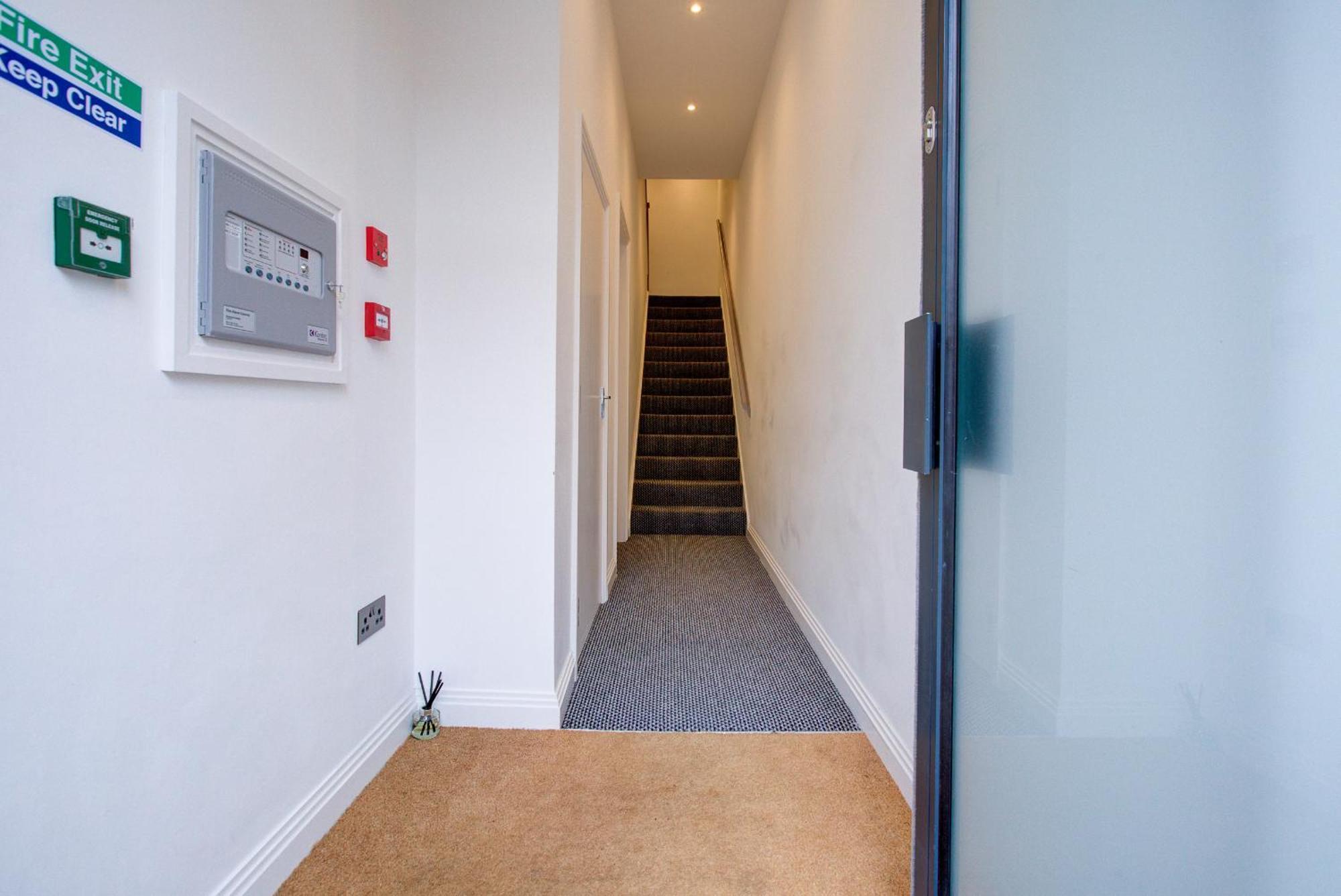 Apartment Hybrid Resi - London, Fulham Near Chelsea And Putney London