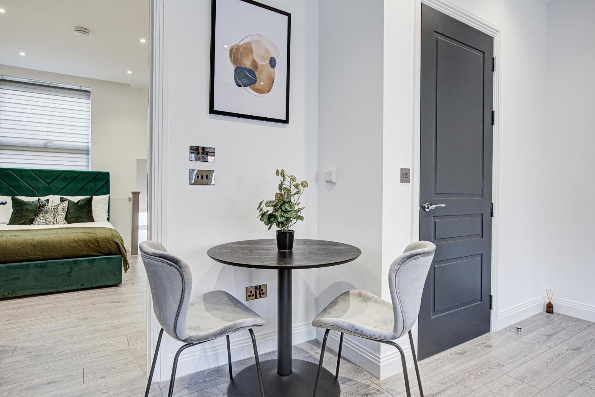 Hybrid Resi - London, Fulham Near Chelsea And Putney Apartment London