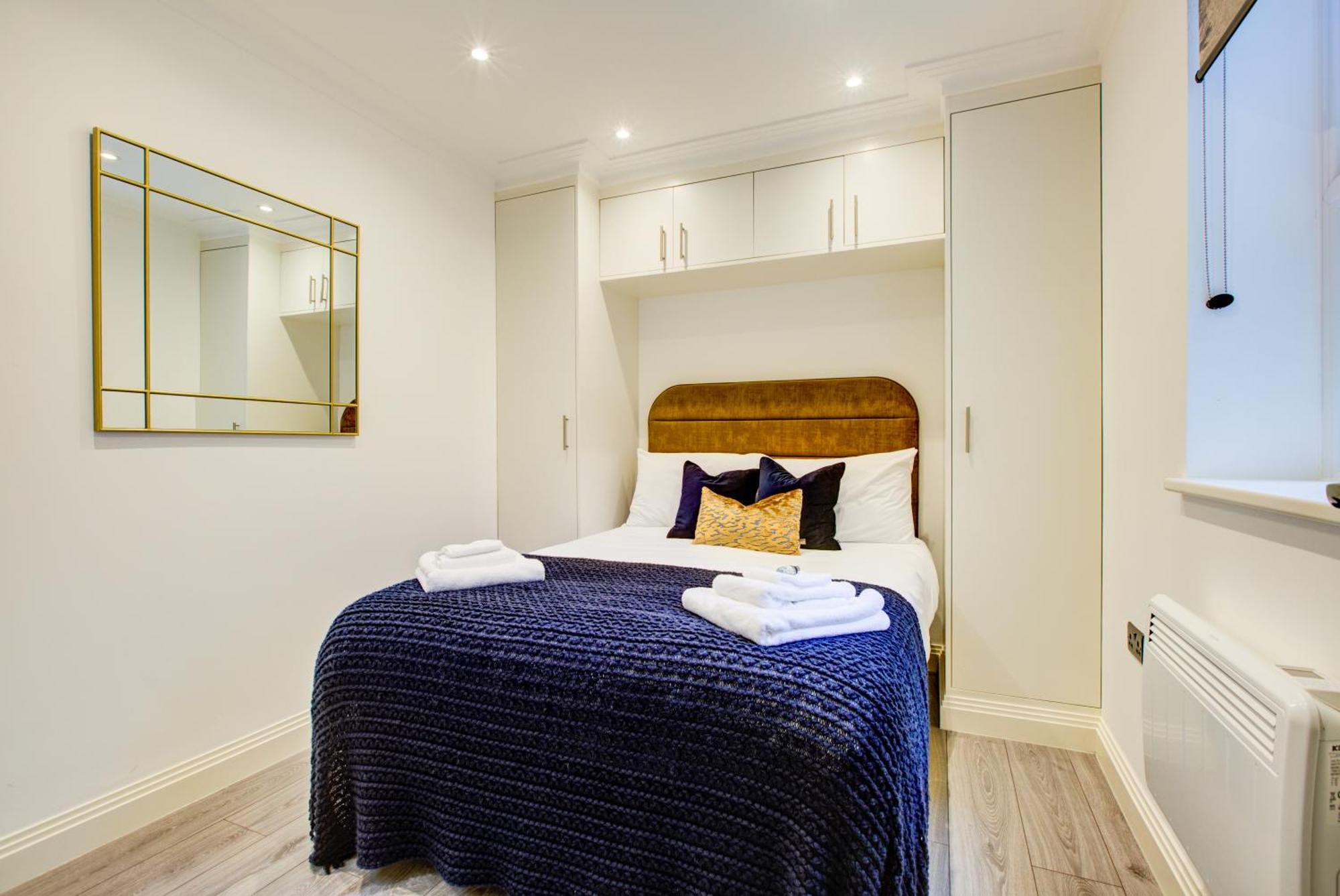 Hybrid Resi - London, Fulham Near Chelsea And Putney London