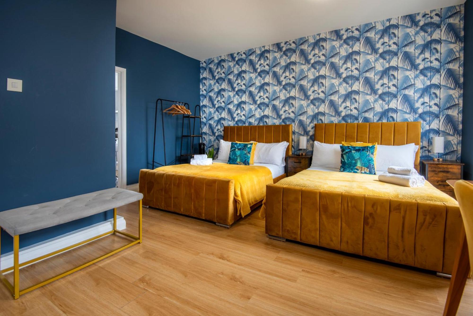 Brand New The Palms: Luxury Family Londen