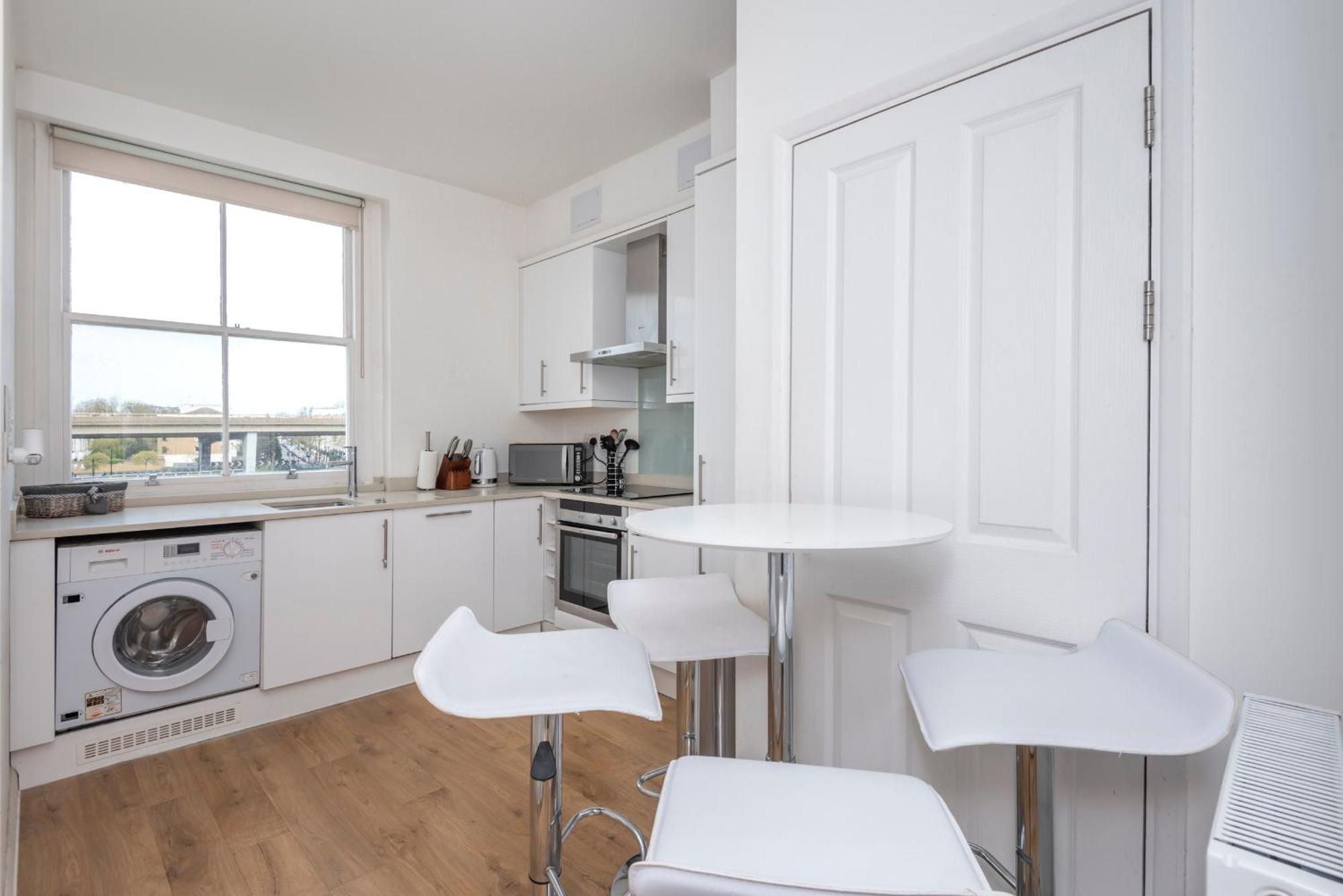 Brand New The Palms: Luxury Family Appartement *