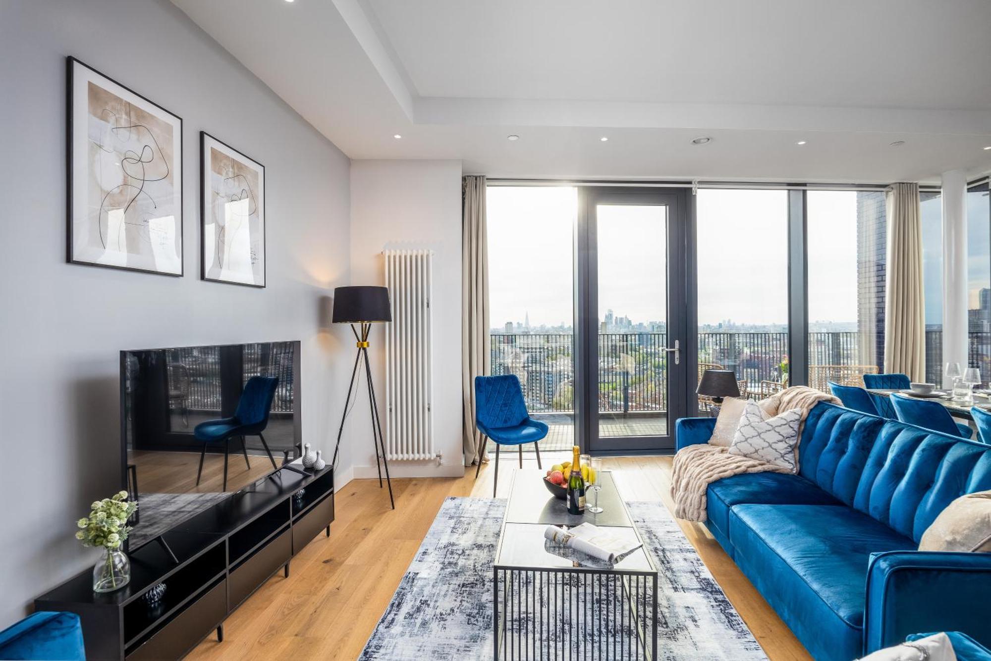 Apartment Luxury & Spacious 2 Bedroom Apt With City Views London