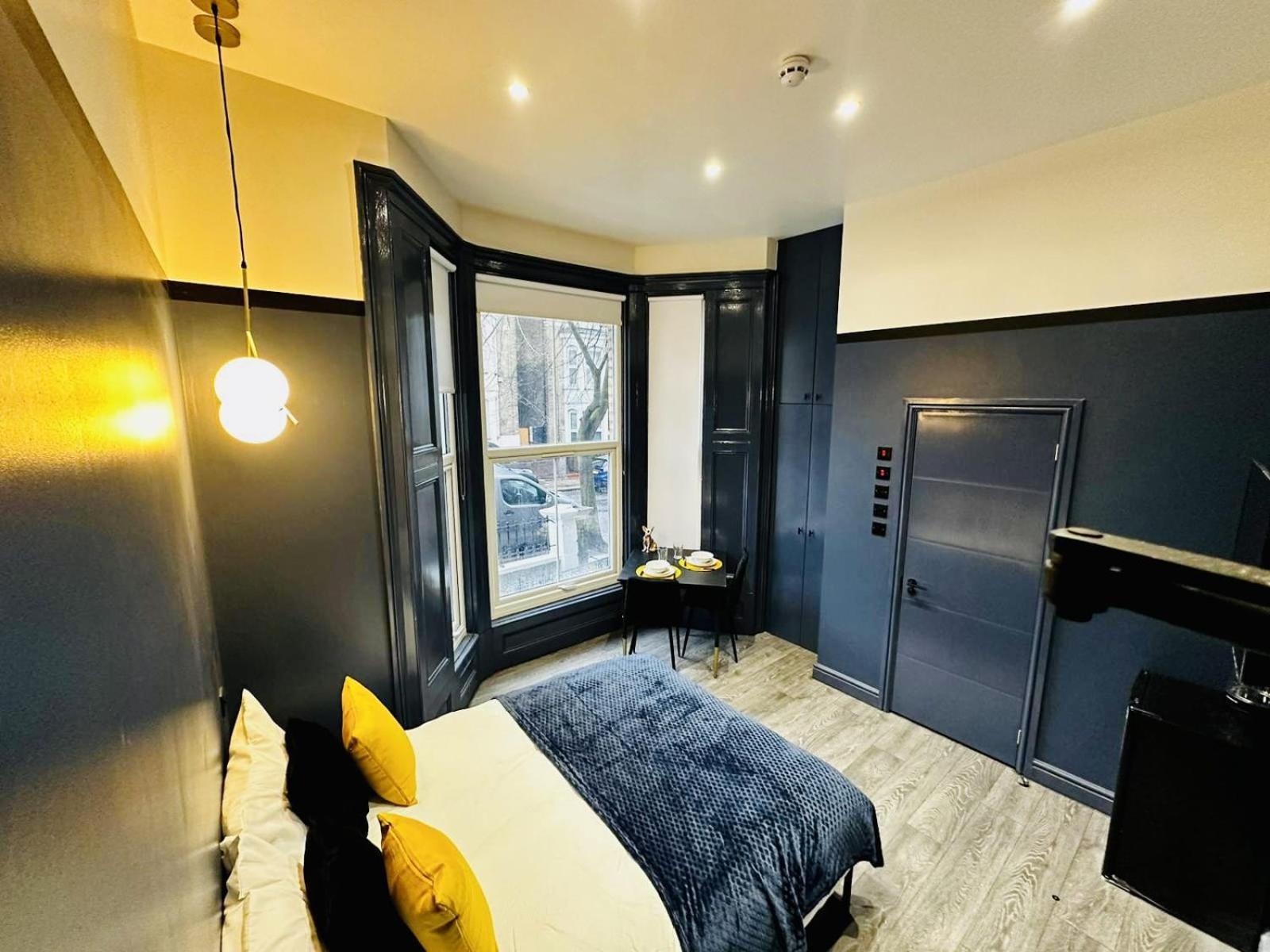 Luxury In The City Centre Apartment London