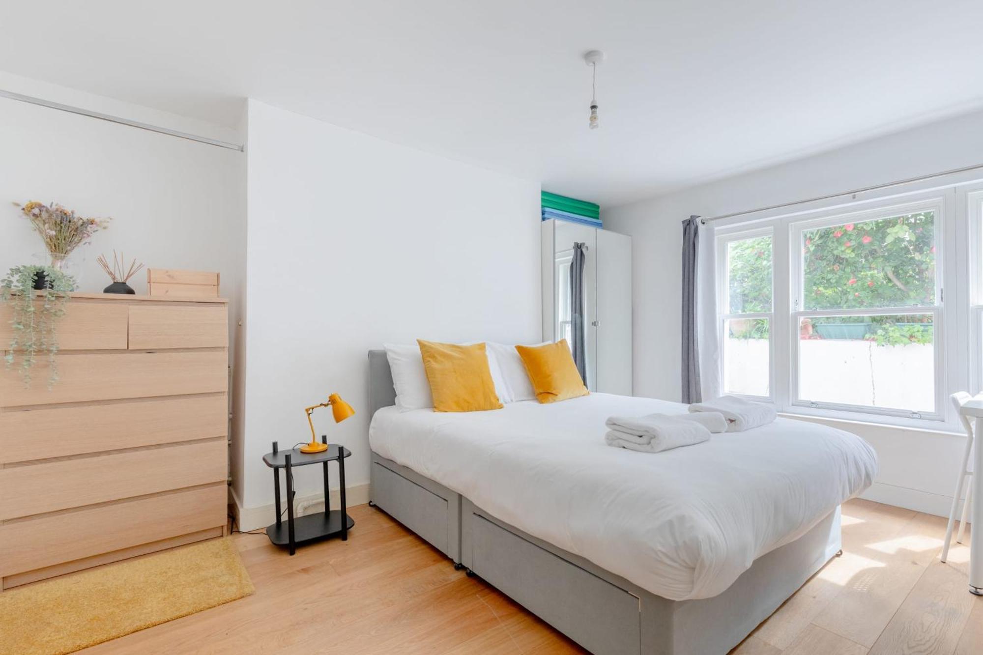 Apartment Homely 2bd Flat Wprivate Patio Near Maida Vale!