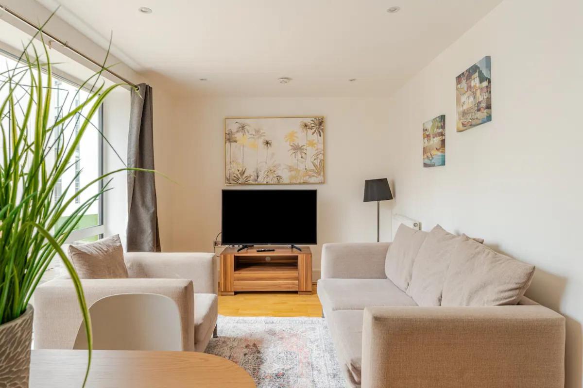 Appartement Brand New Flat In With Car Park