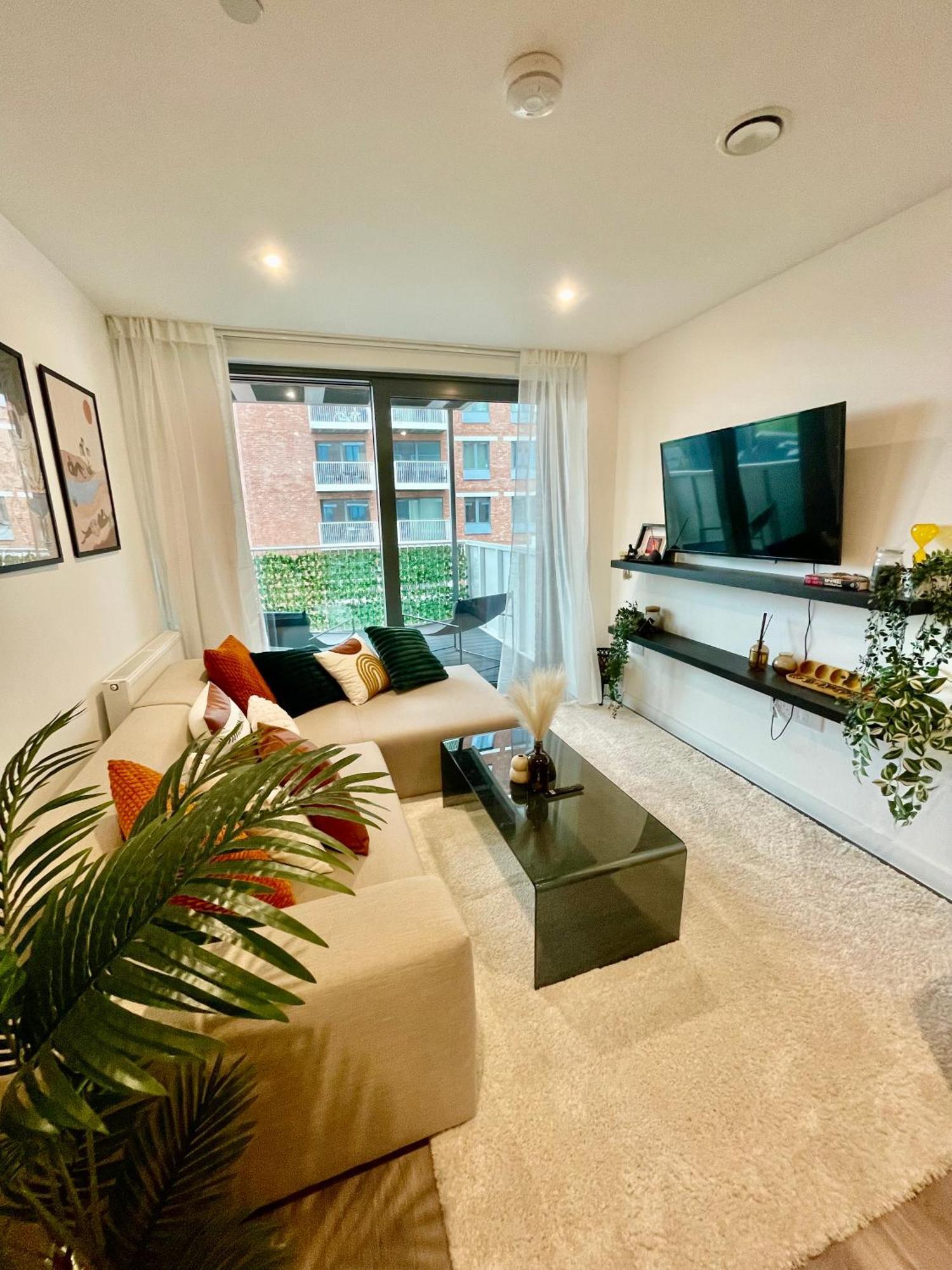 Homestay Chic Retreat In East *