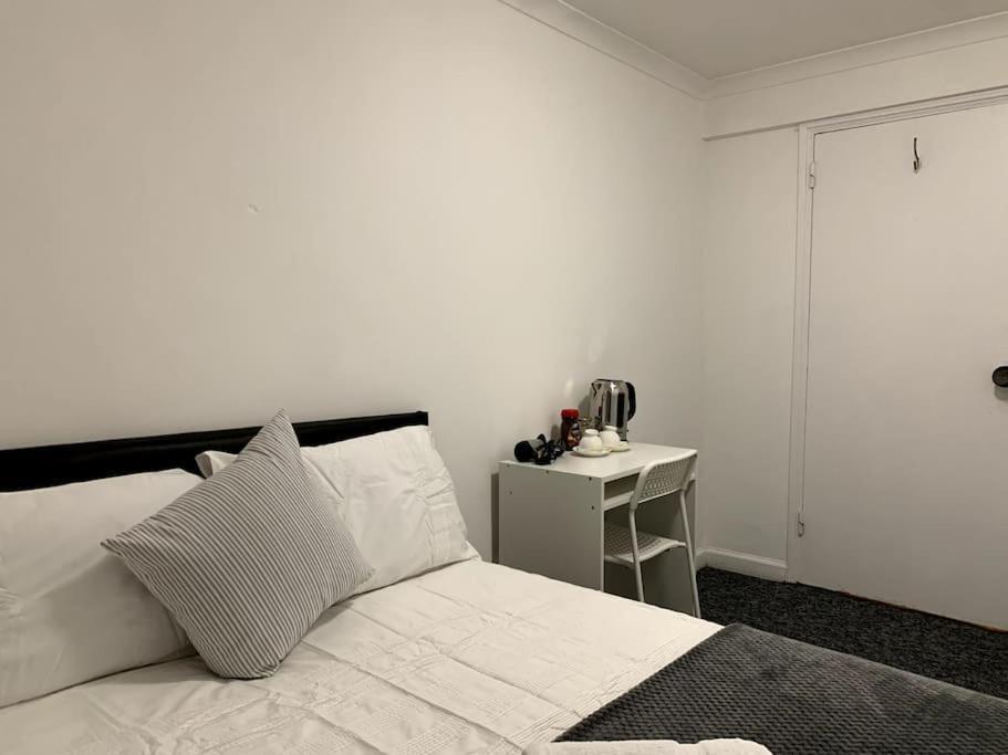 Guest house Warren Street London