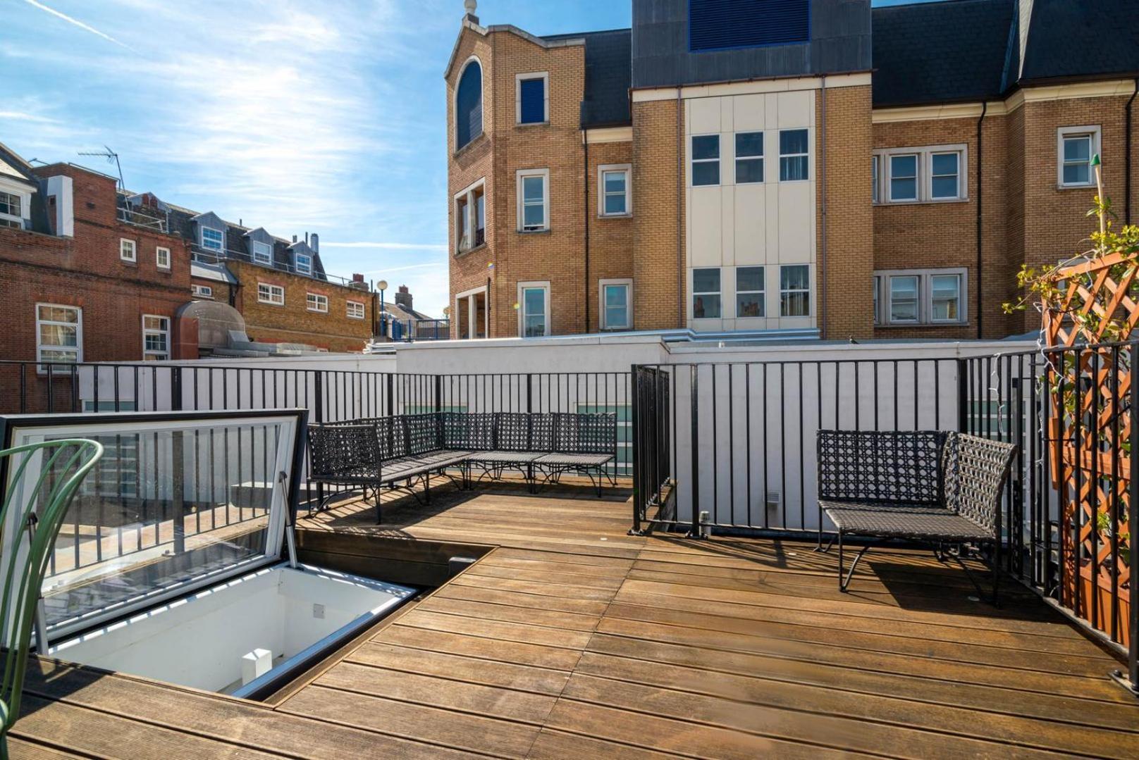 Vakantiehuis Guestready - Modern In Chelsea With A Terrace *