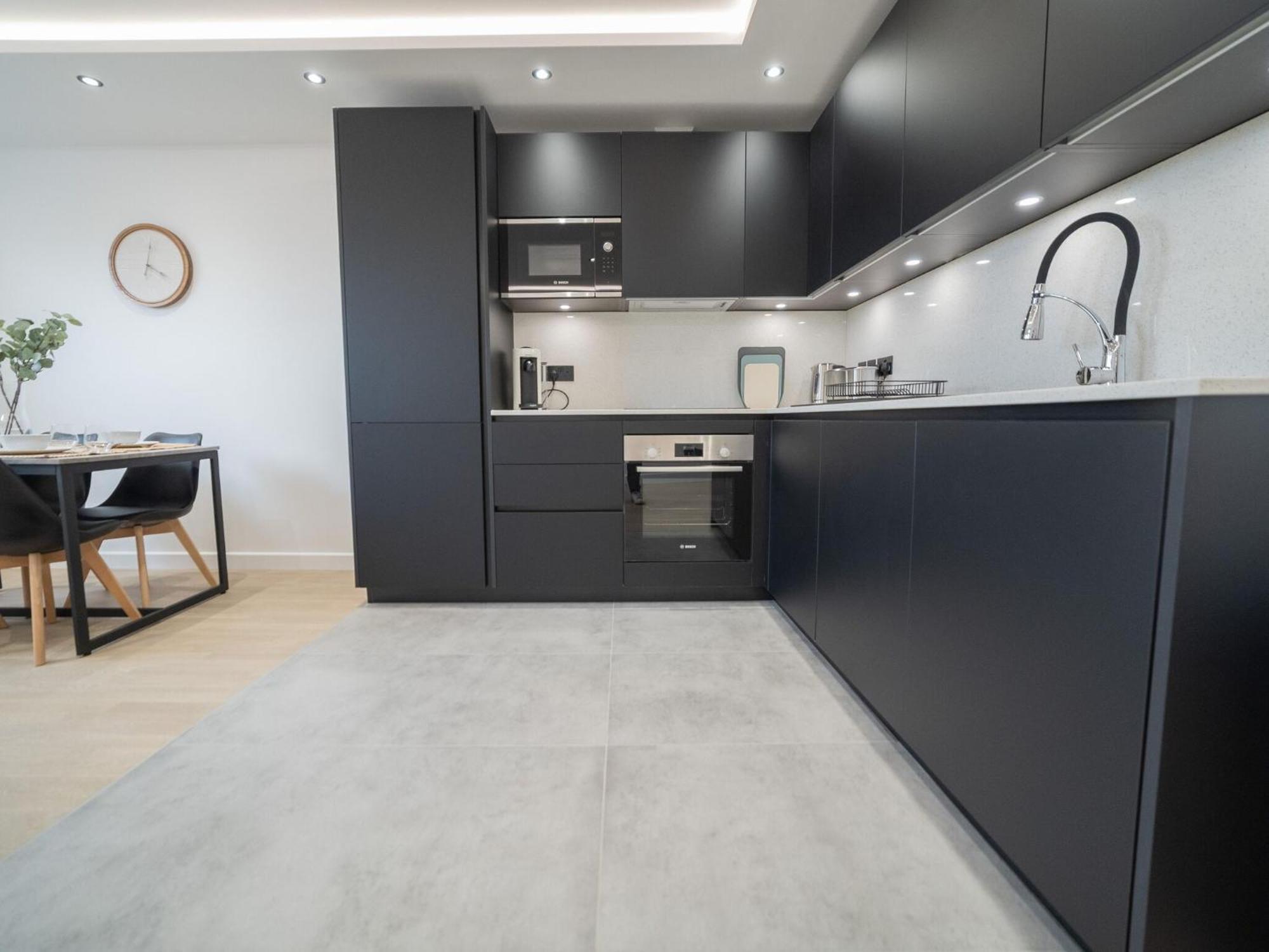 One And Two Bedroom Near Holloway Train Station By Belvilla Apartment London
