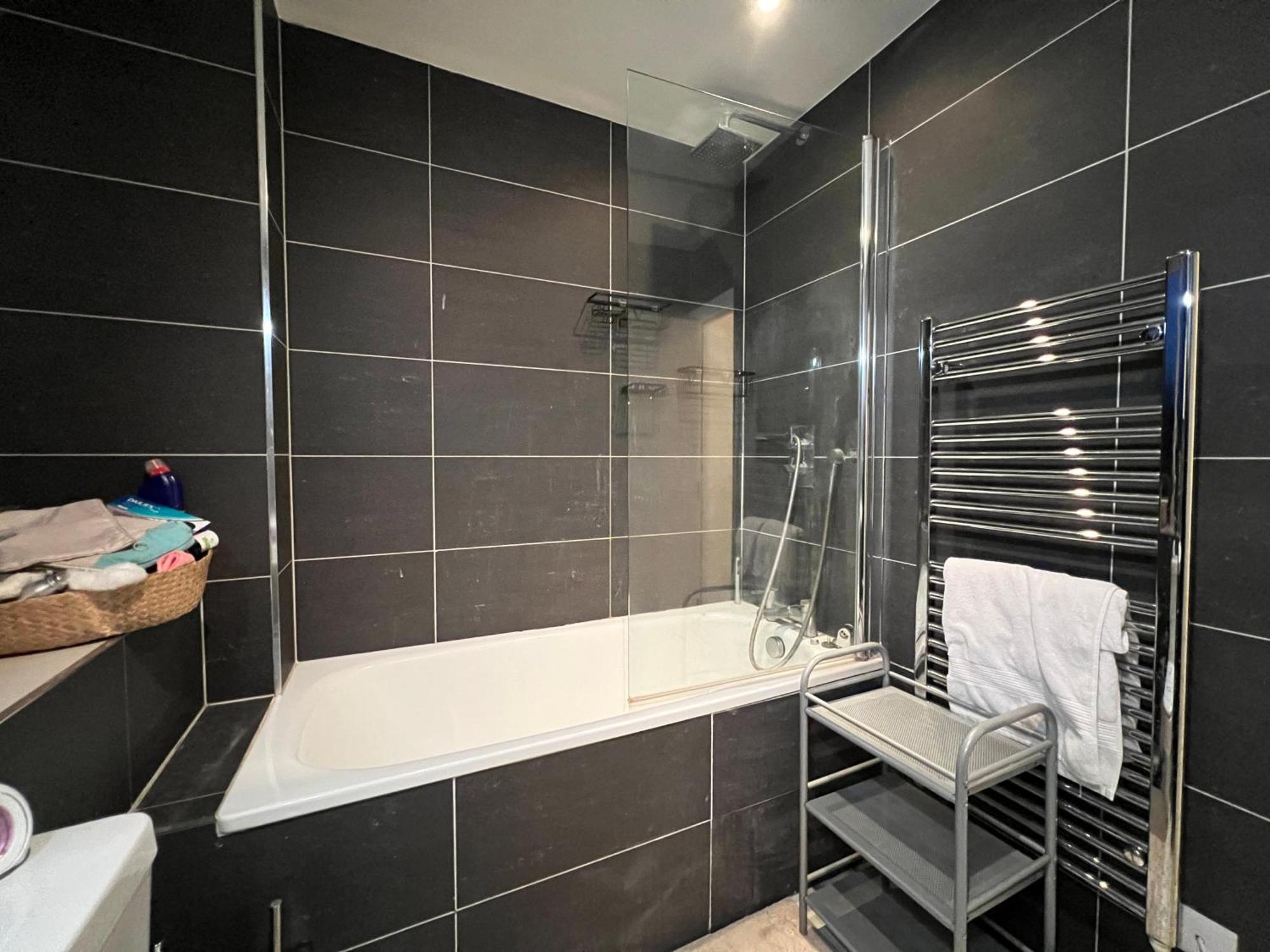 Cozy Flat - 10 Mins From Paddington & Hyde Park *