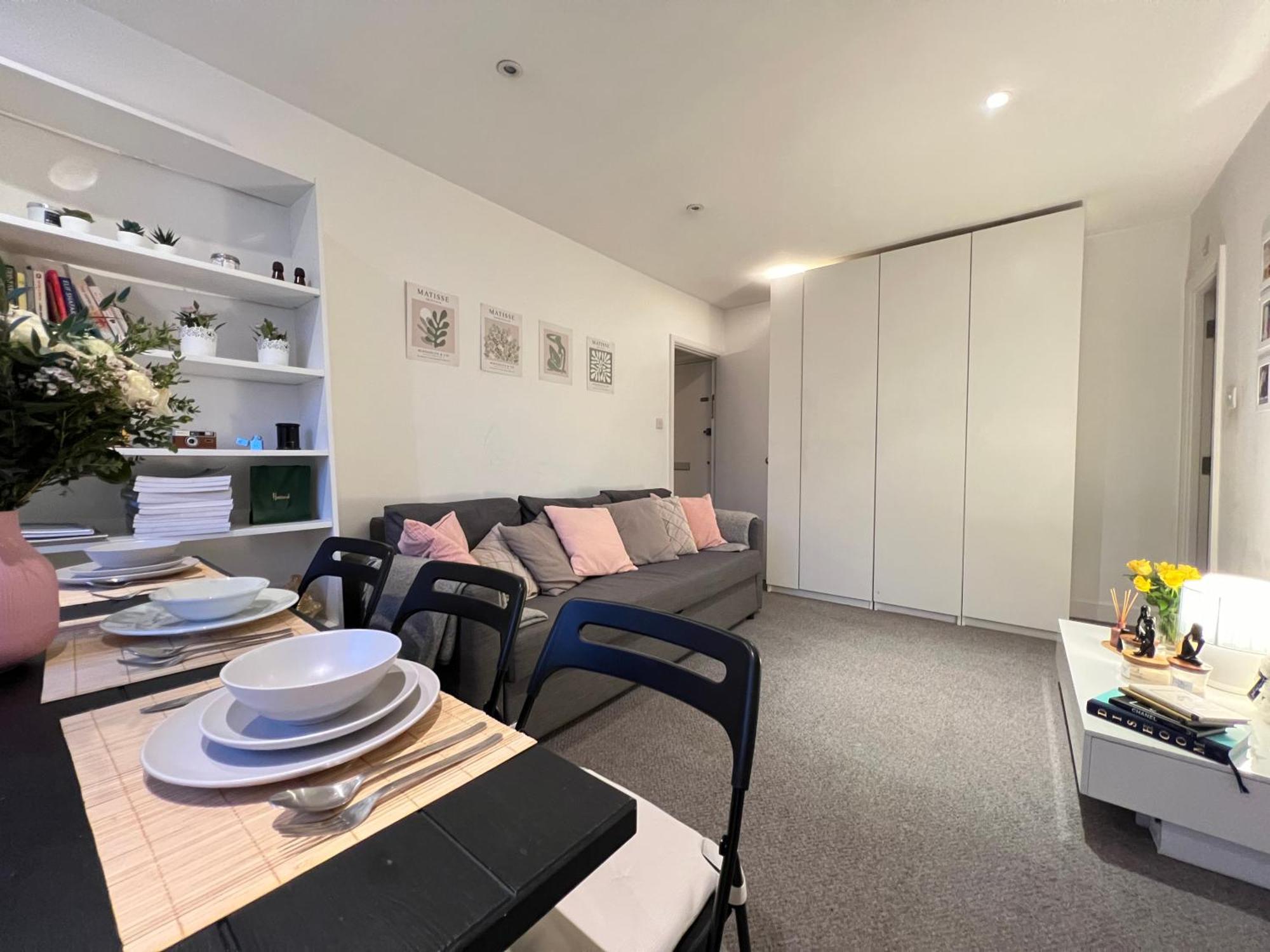 Cozy Flat - 10 Mins From Paddington & Hyde Park