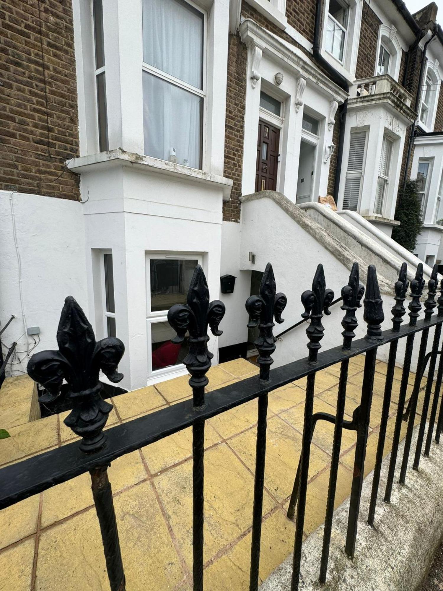 2 Double Bedroom Garden Flat In Acton,london * London