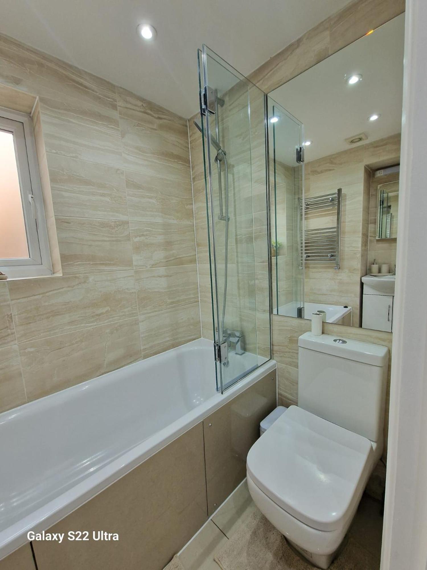 Apartment 2 Double Bedroom Garden Flat In Acton,london *