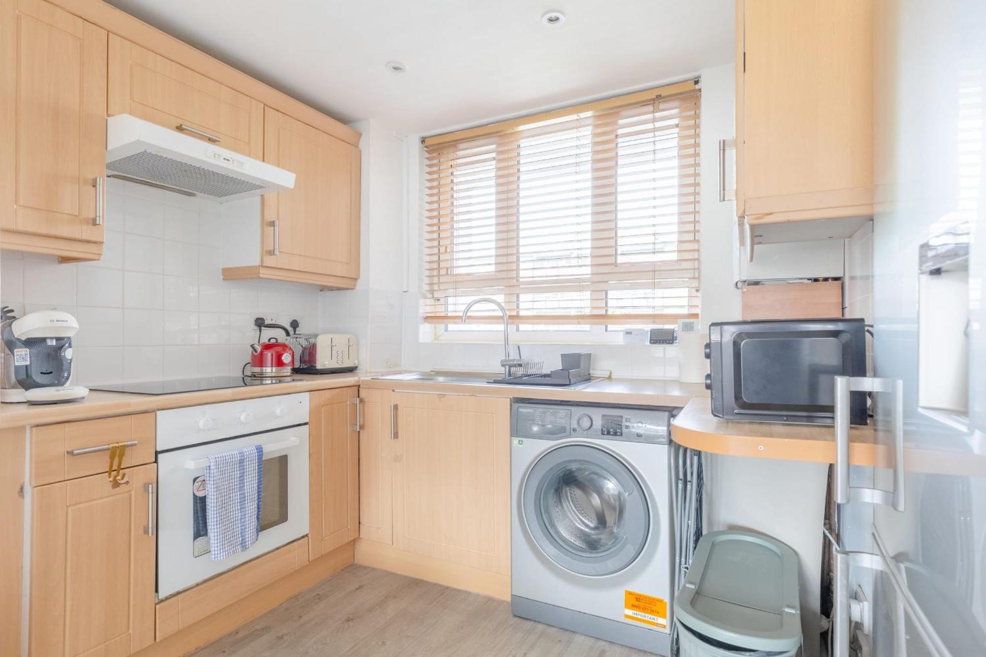Apartment Spacious 3bd Flat Close To Tube - Fulham! London