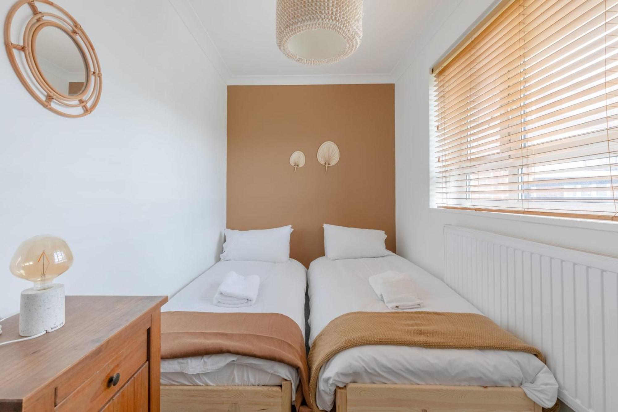 Spacious 3bd Flat Close To Tube - Fulham! London
