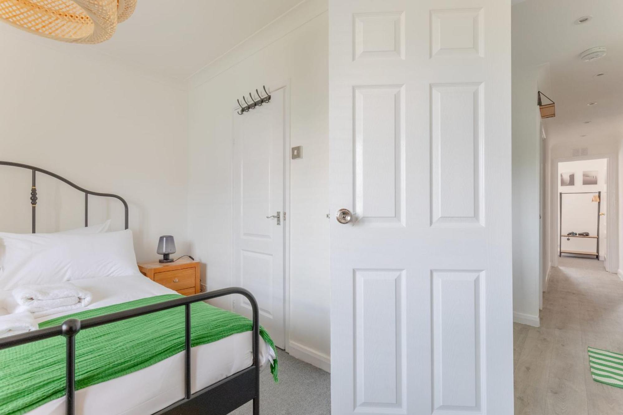 Spacious 3bd Flat Close To Tube - Fulham! Apartment London